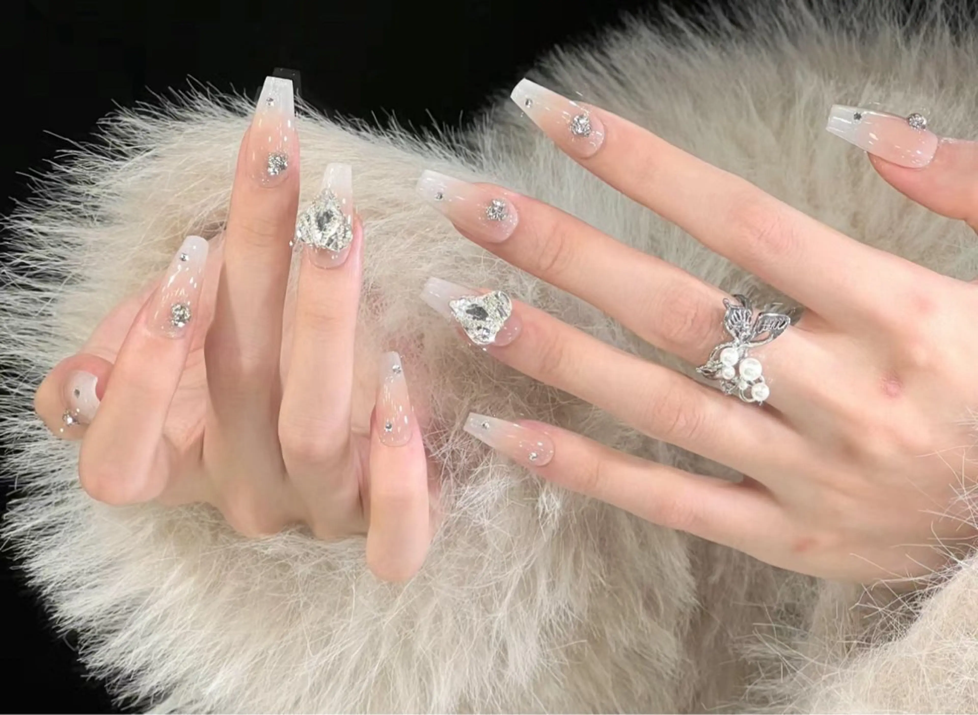 ネイル ハンドネイル 小方 サトミのネイルデザイン