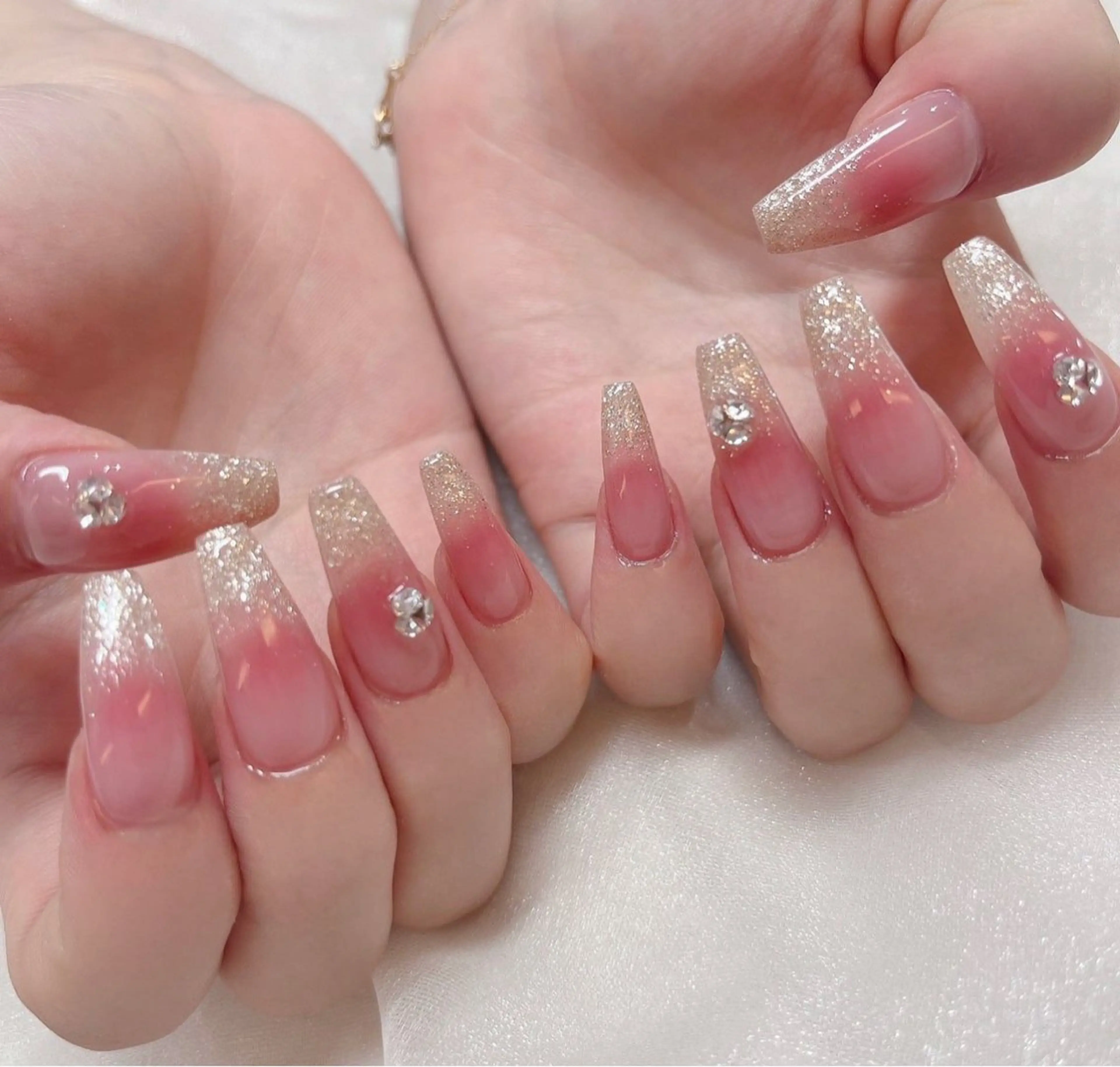 ロング nina beautyのネイルデザイン