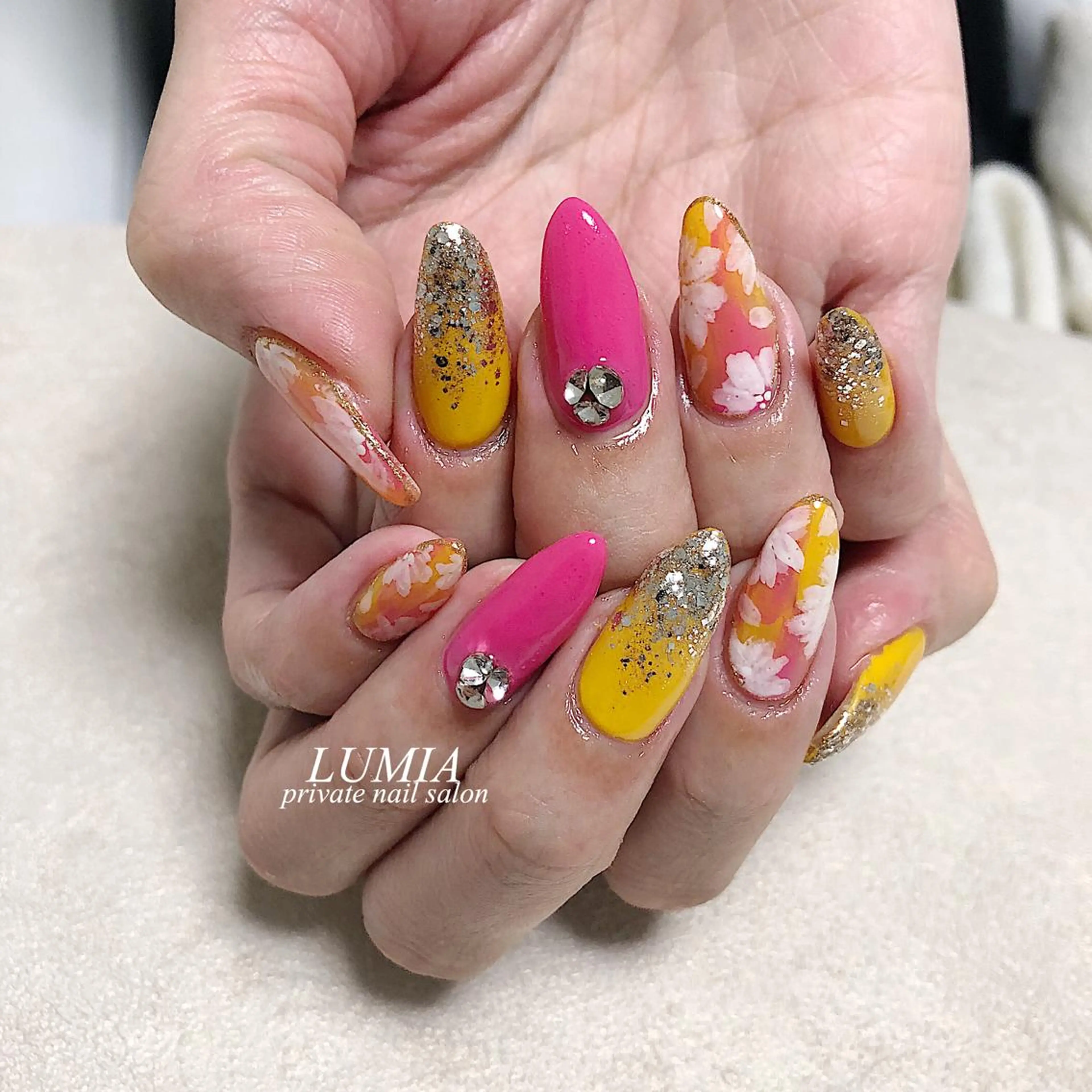 ネイル nail&eyelash Rine所属・Rine 放出 (リネ)のネイルデザイン