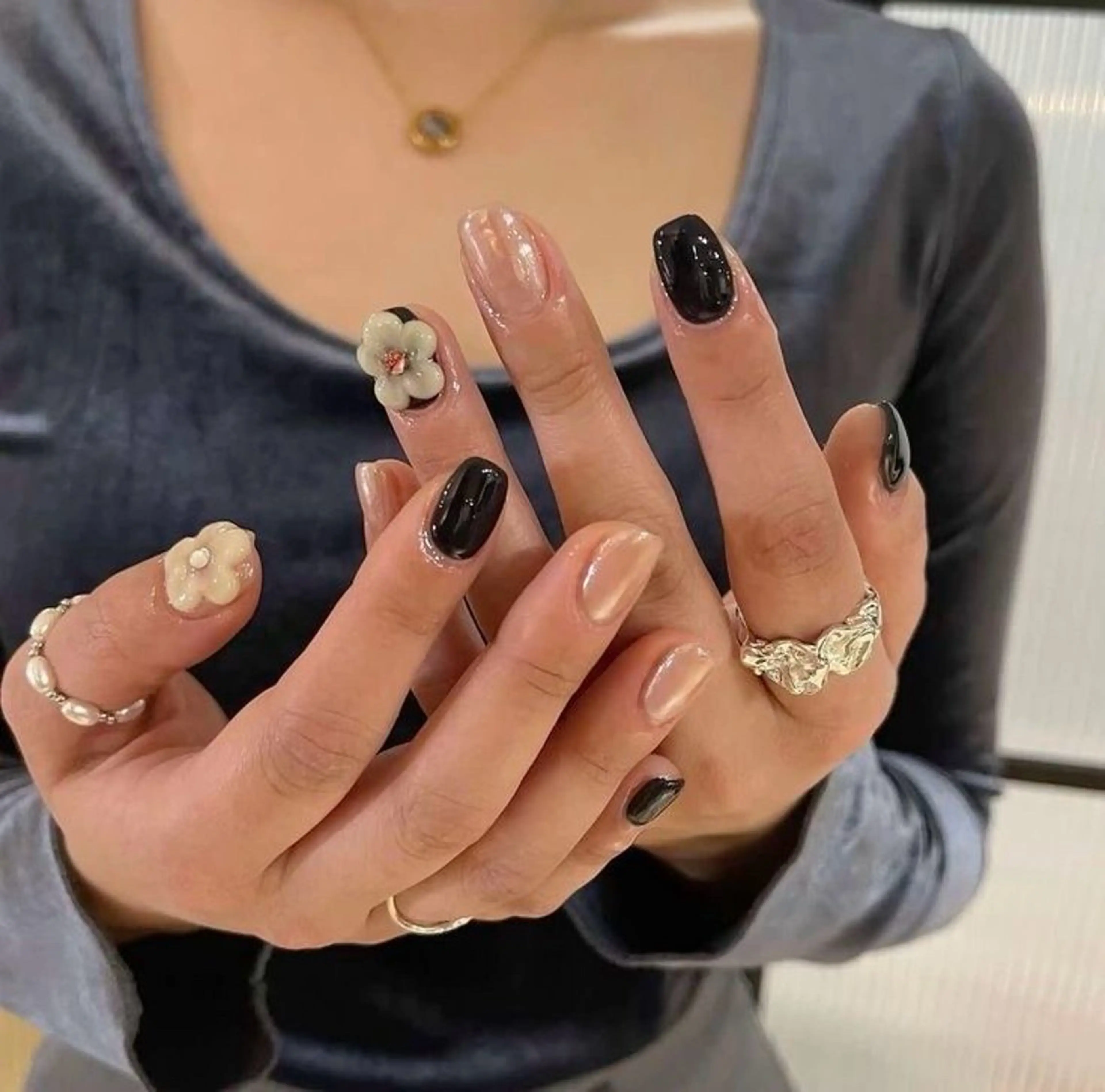 ネイル 韓国ネイル 持ち込み ニュアンスネイル ネイルチップ 冬ネイル EMI ANA.CHUOのネイルデザイン