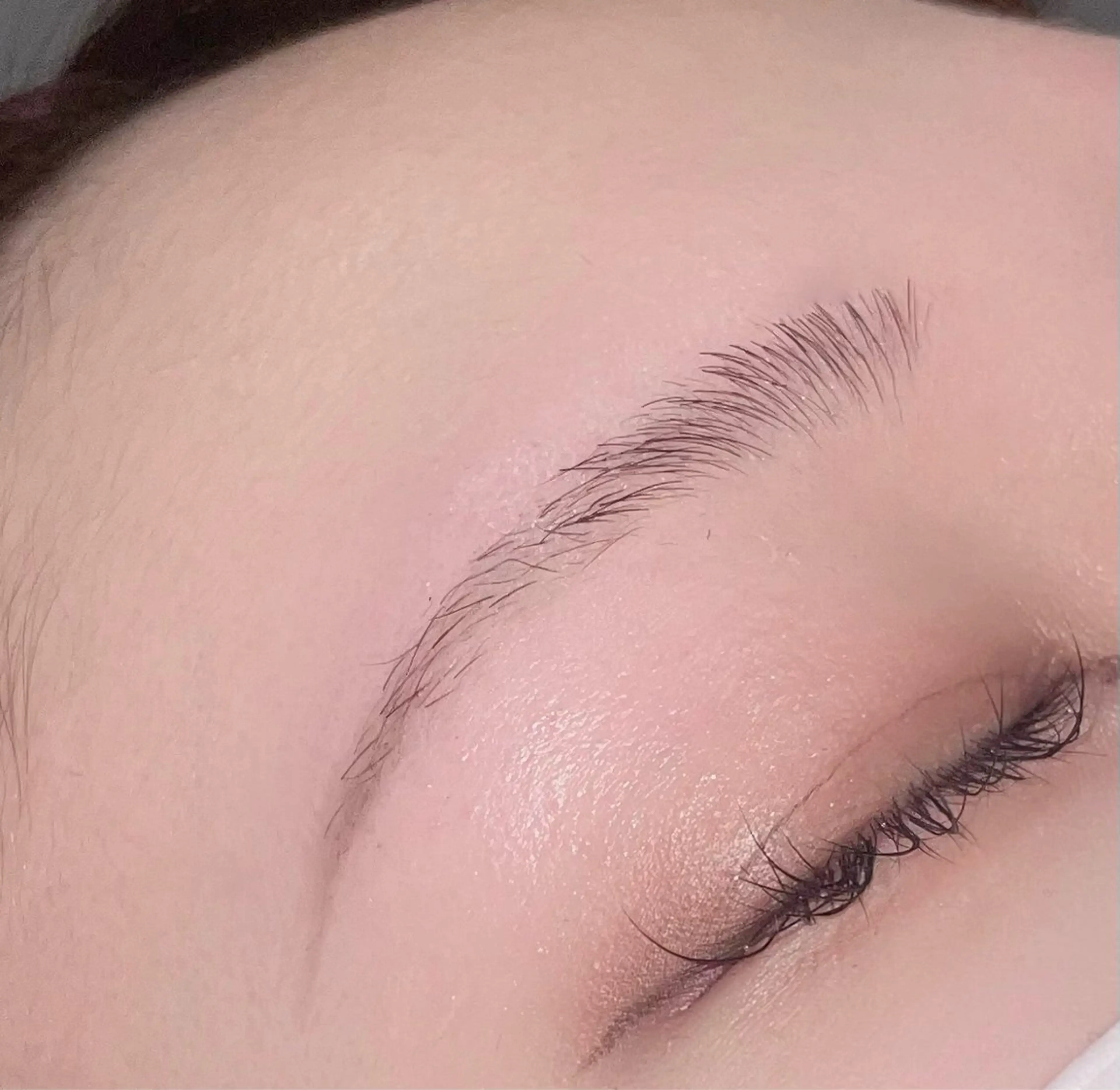 アイブロウ ワックス脱毛 小峰 利樹のマツエク・マツパデザイン