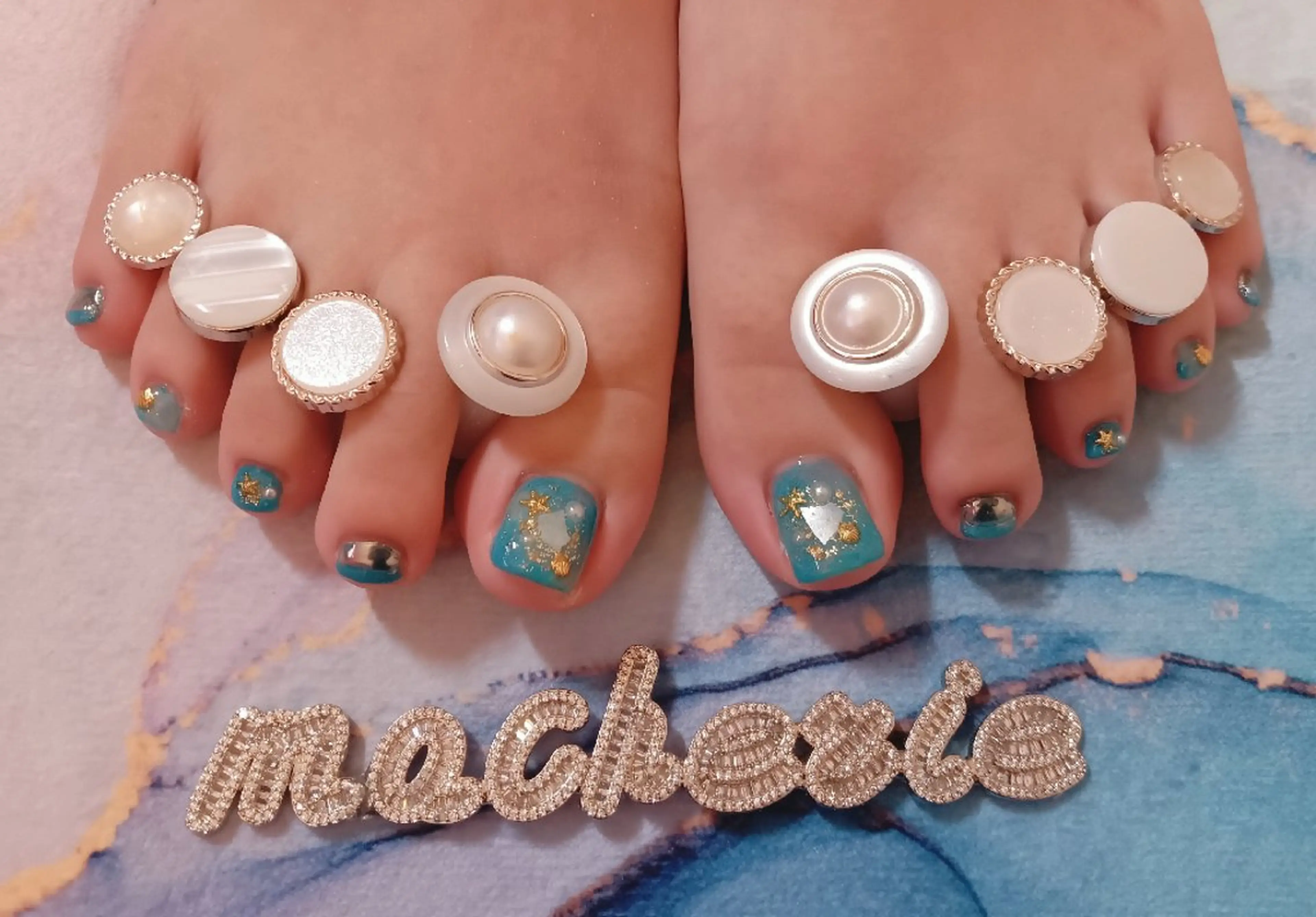ネイル ブルー ミラーネイル フットネイル Nail Salon macherieのネイルデザイン