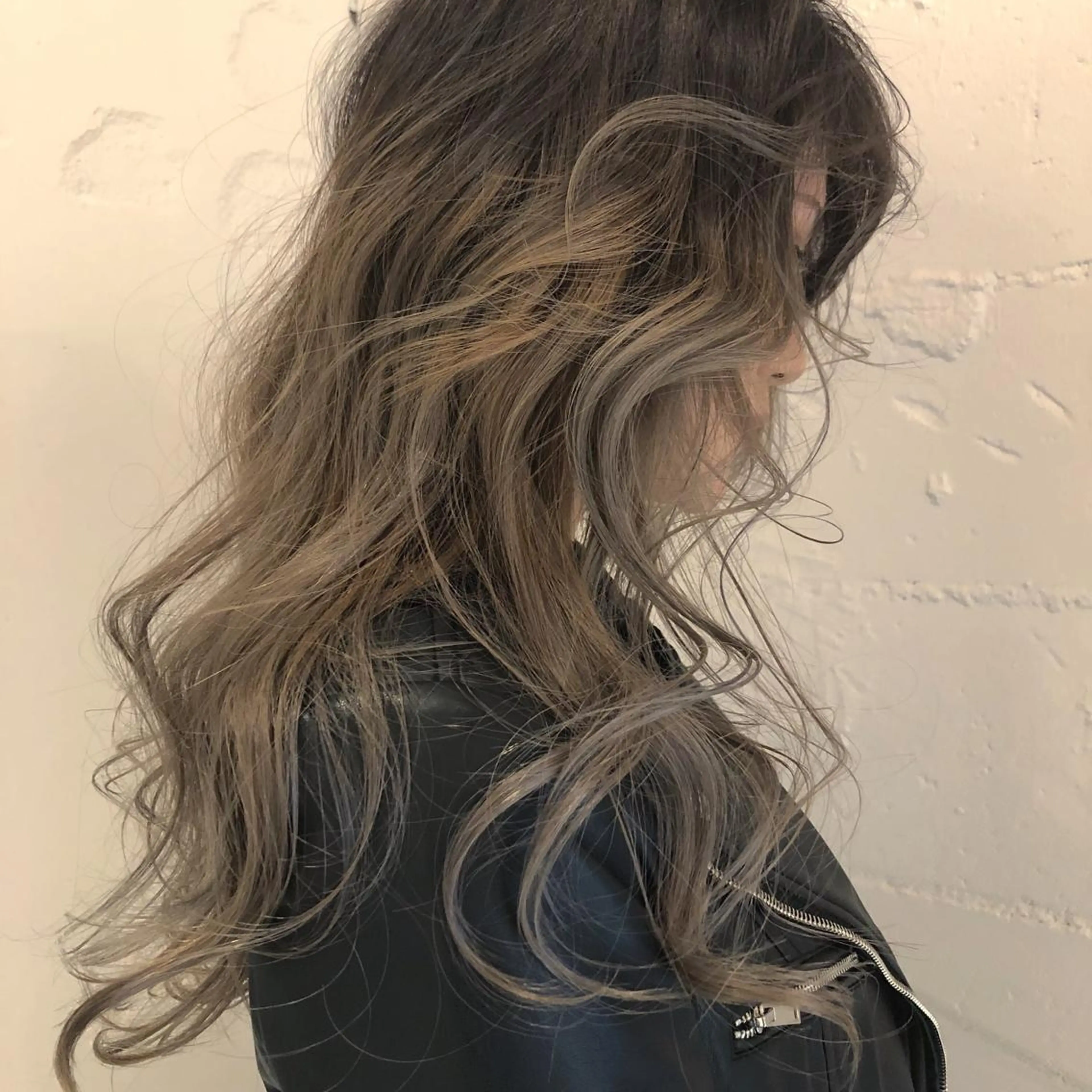 ロング カラー 外国人風カラー ORIKA 美容室のヘアスタイル