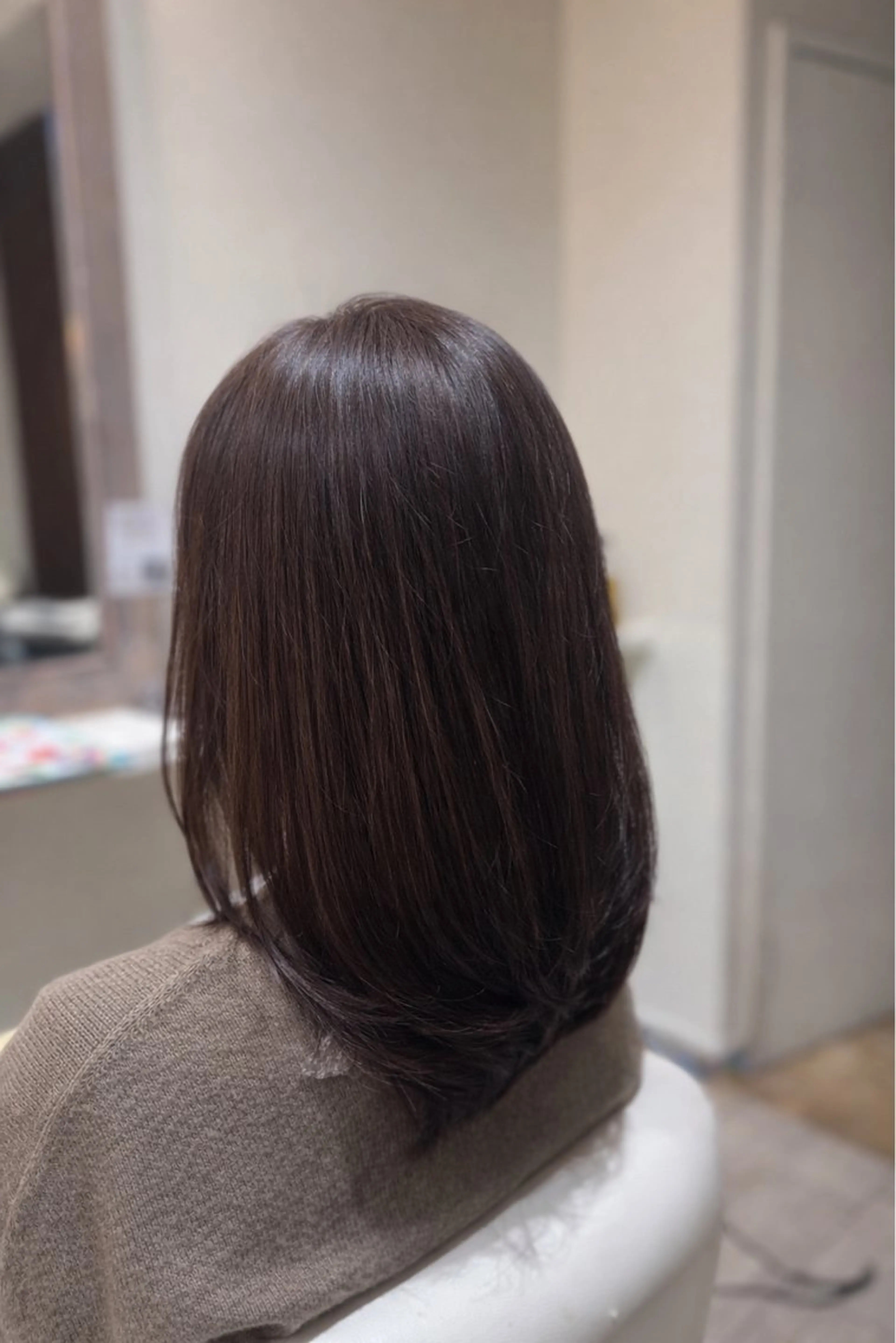 ミディアム カット ヘアカラー NICCOLO室見 Erinaのヘアスタイル