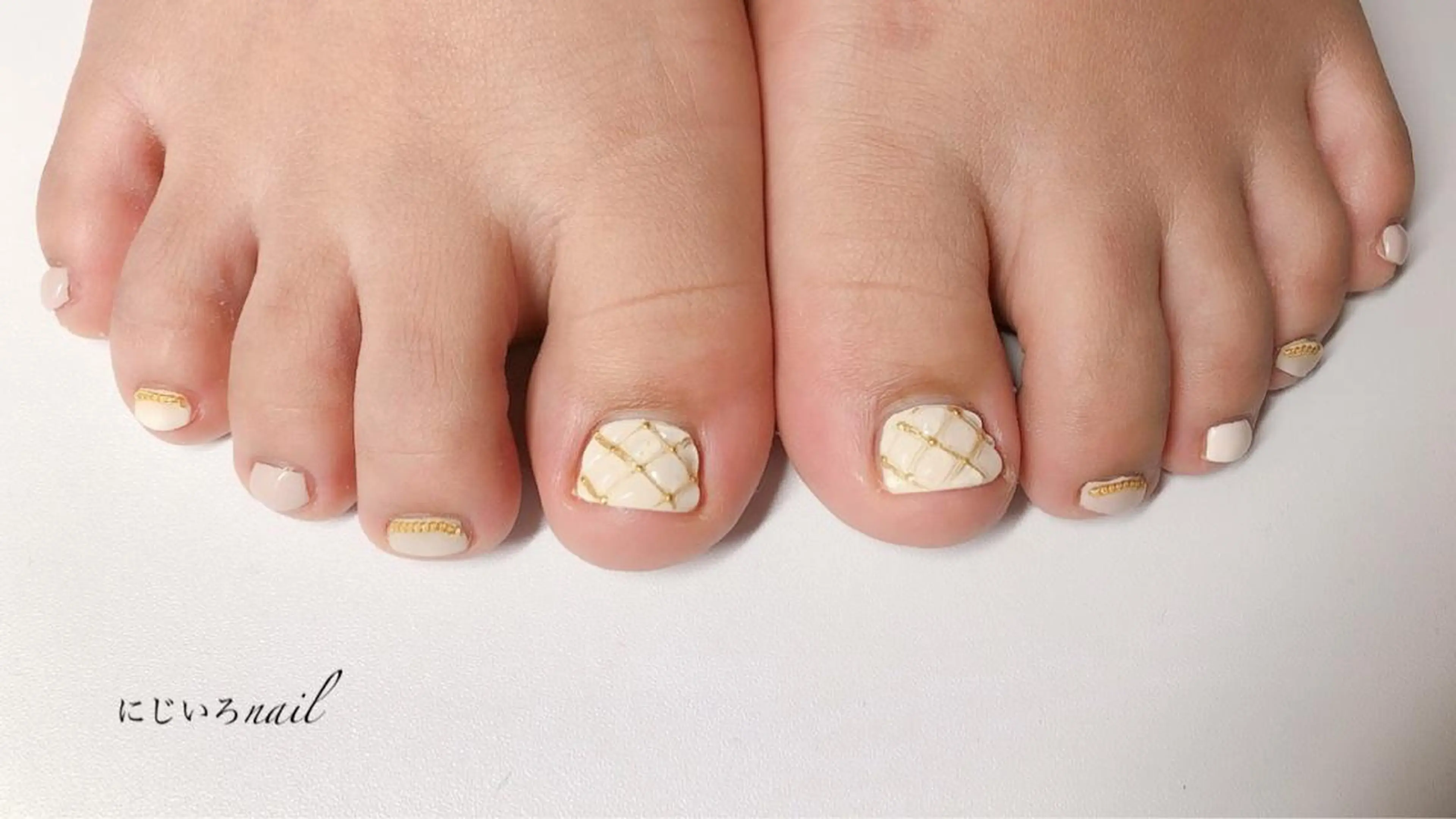 ネイル にじいろ nailのネイルデザイン