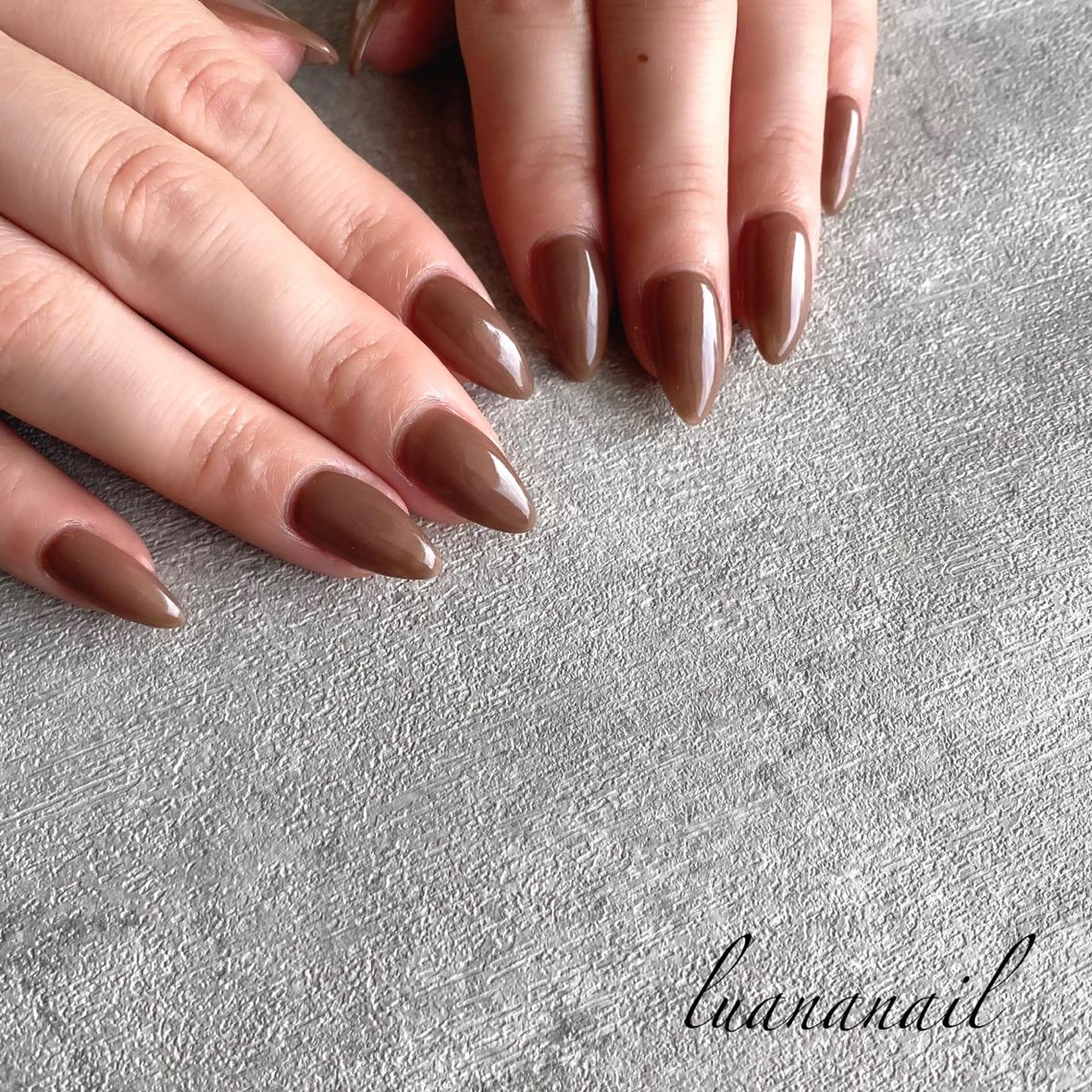 ネイル ブラウン ワンカラーネイル ハンドネイル luana nailのネイルデザイン