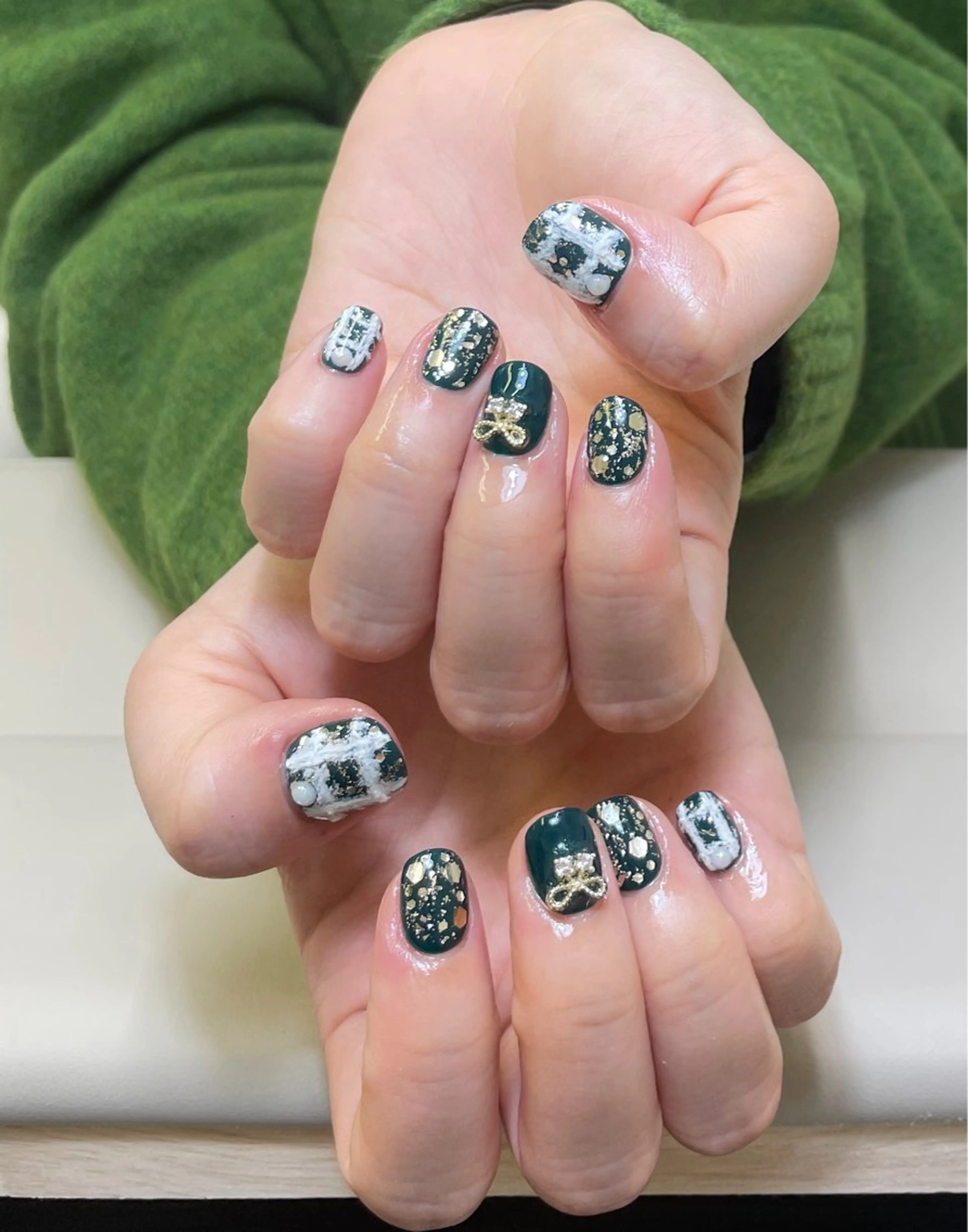 ネイル ハンドネイル AngelChris ビューティーサロンのネイルデザイン