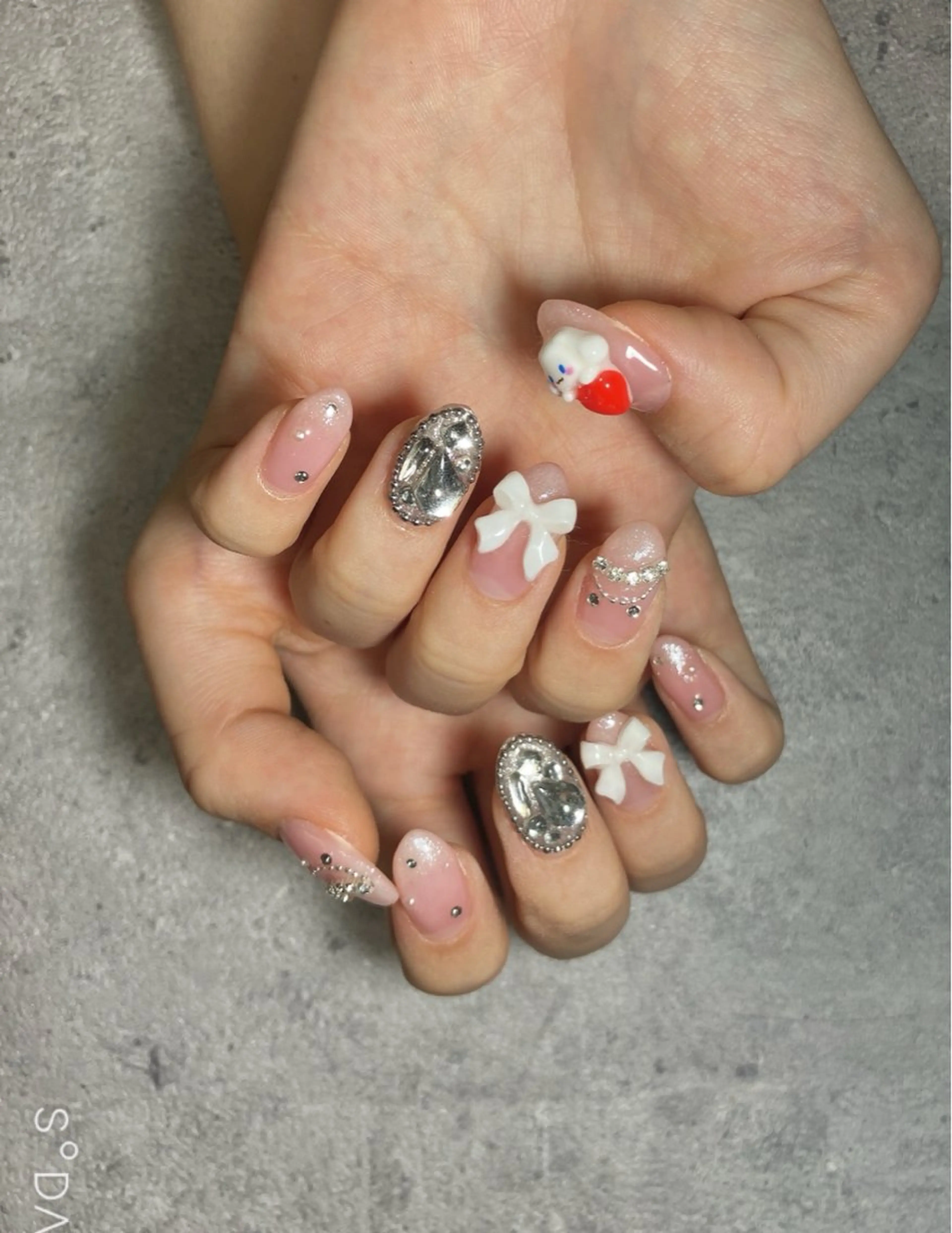 ネイル ハンドネイル Liennail 持込デザインやり放題のネイルデザイン