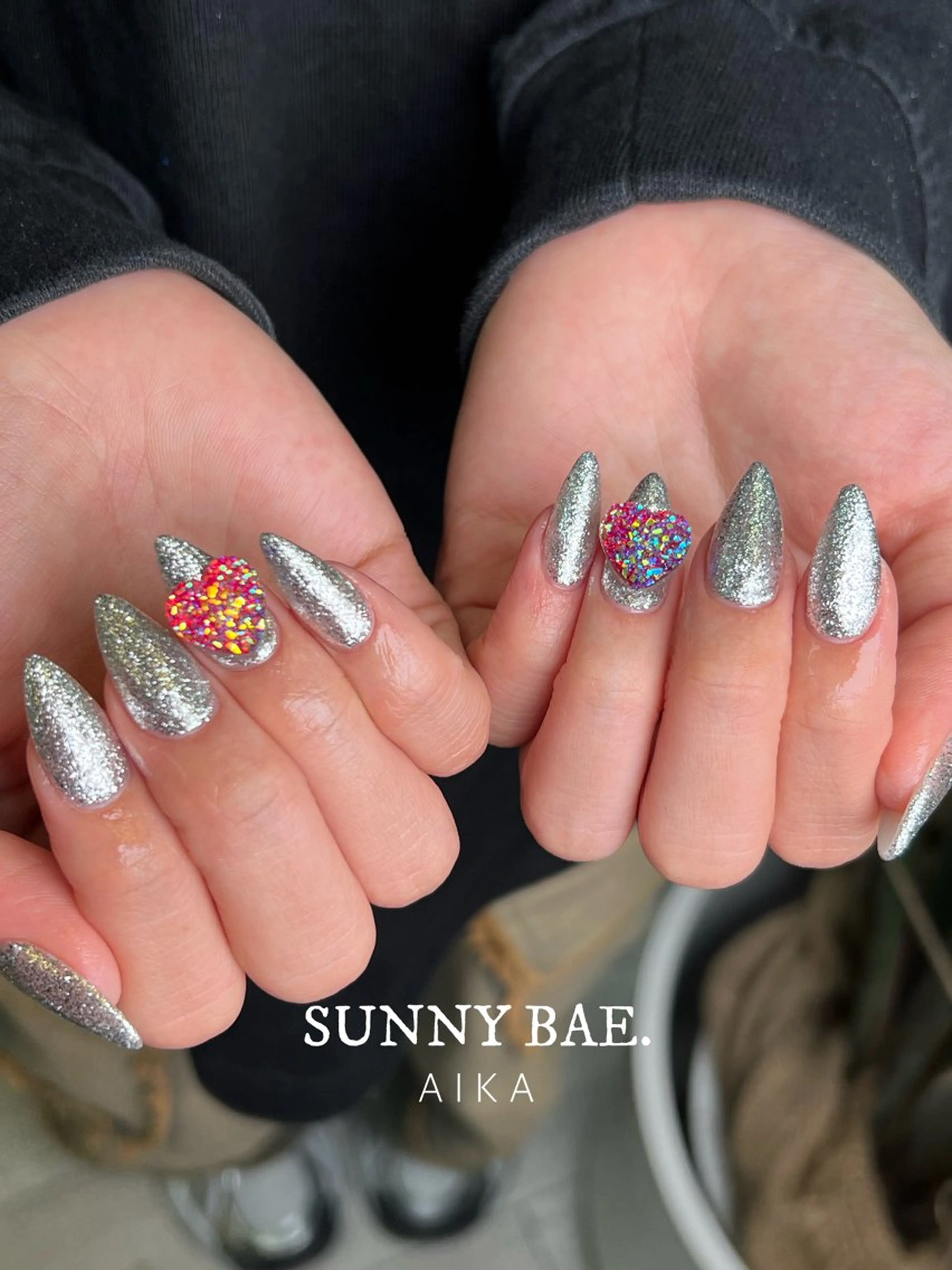 ネイル ジェルネイル キラキラネイル ロングネイル 持ち込み ワンカラーネイル Made By AIKAのネイルデザイン