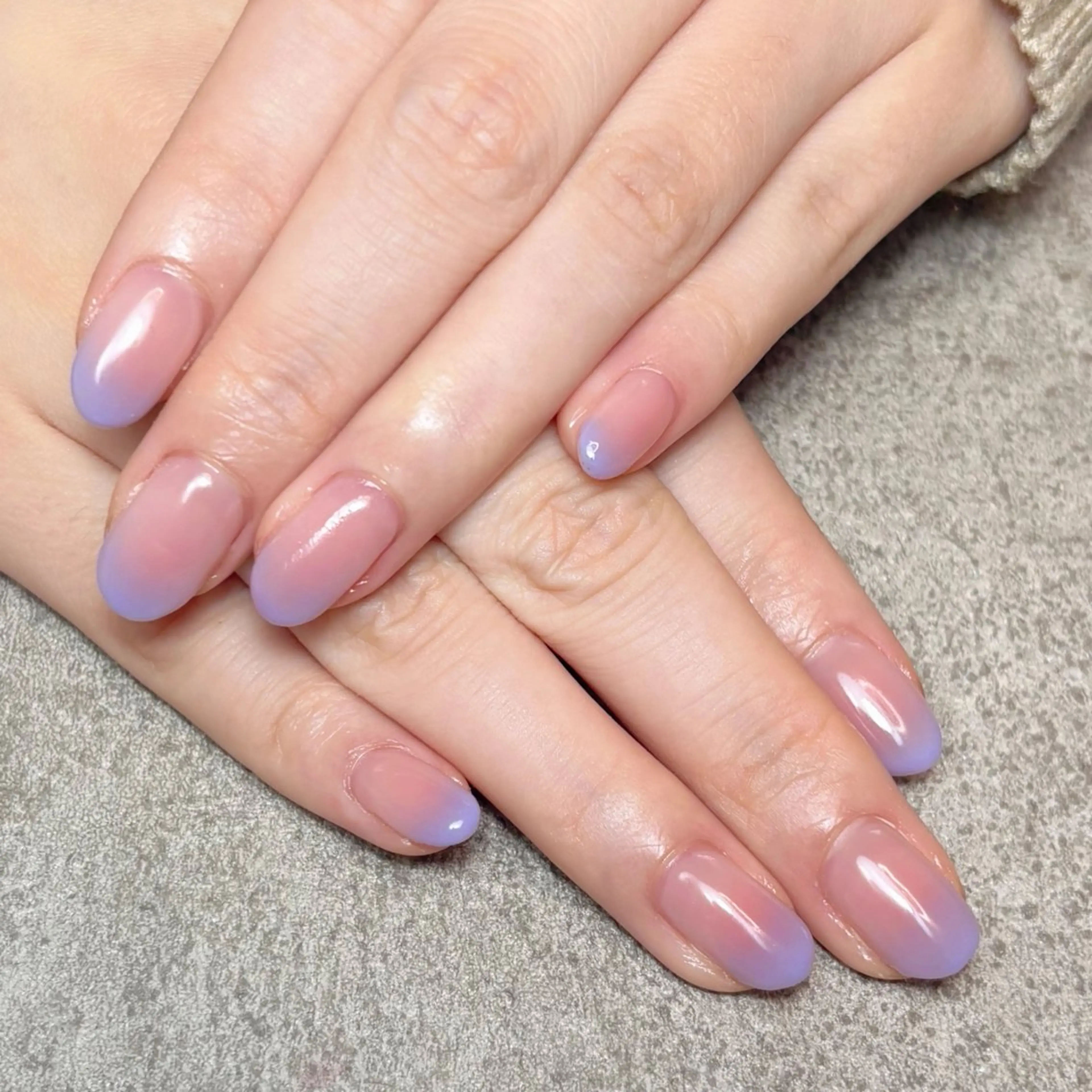 ネイル チークネイル ハンドネイル nailroom DIASOMNIAのネイルデザイン