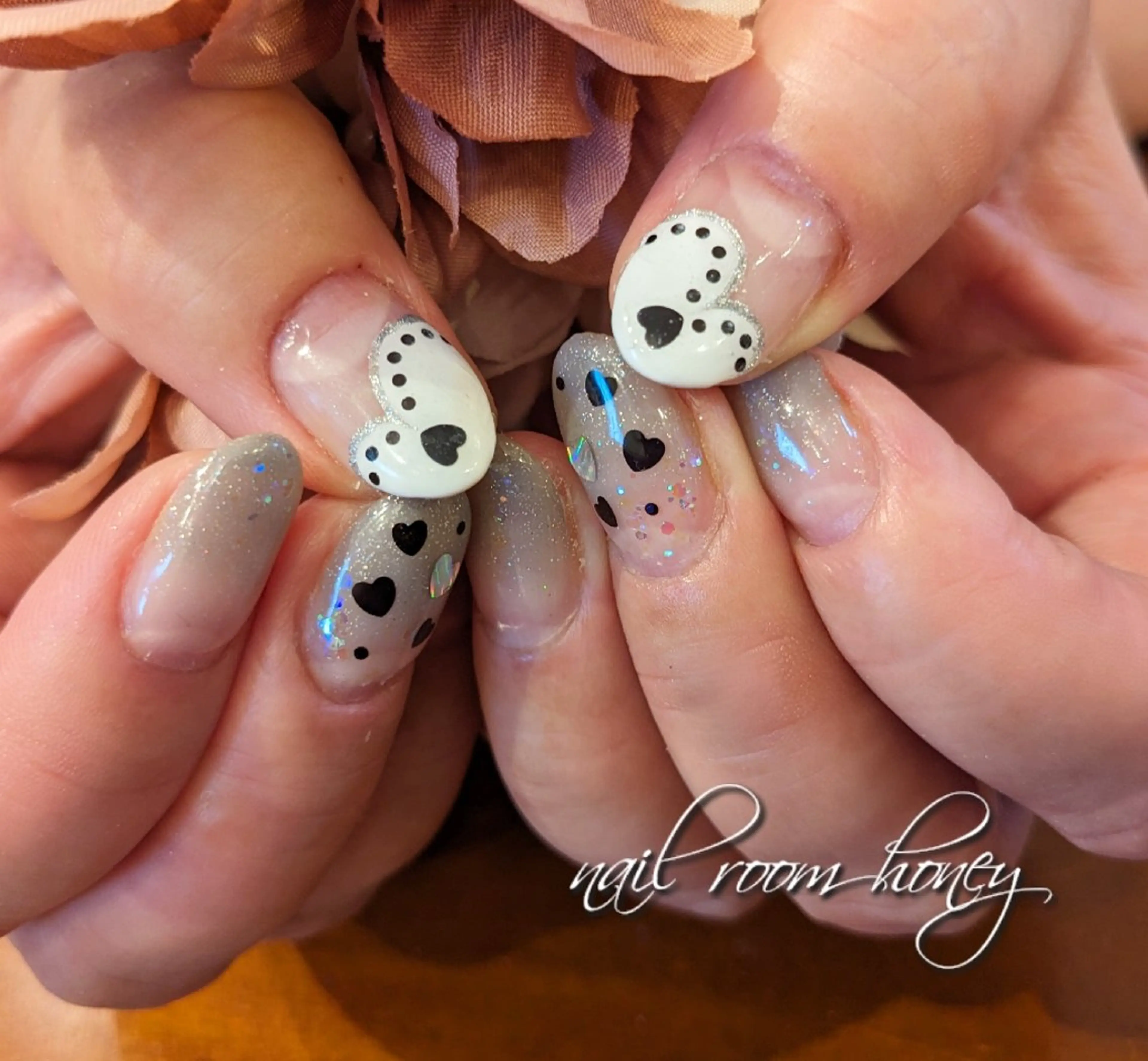 ネイル ドット ハート nail room  honeyのネイルデザイン