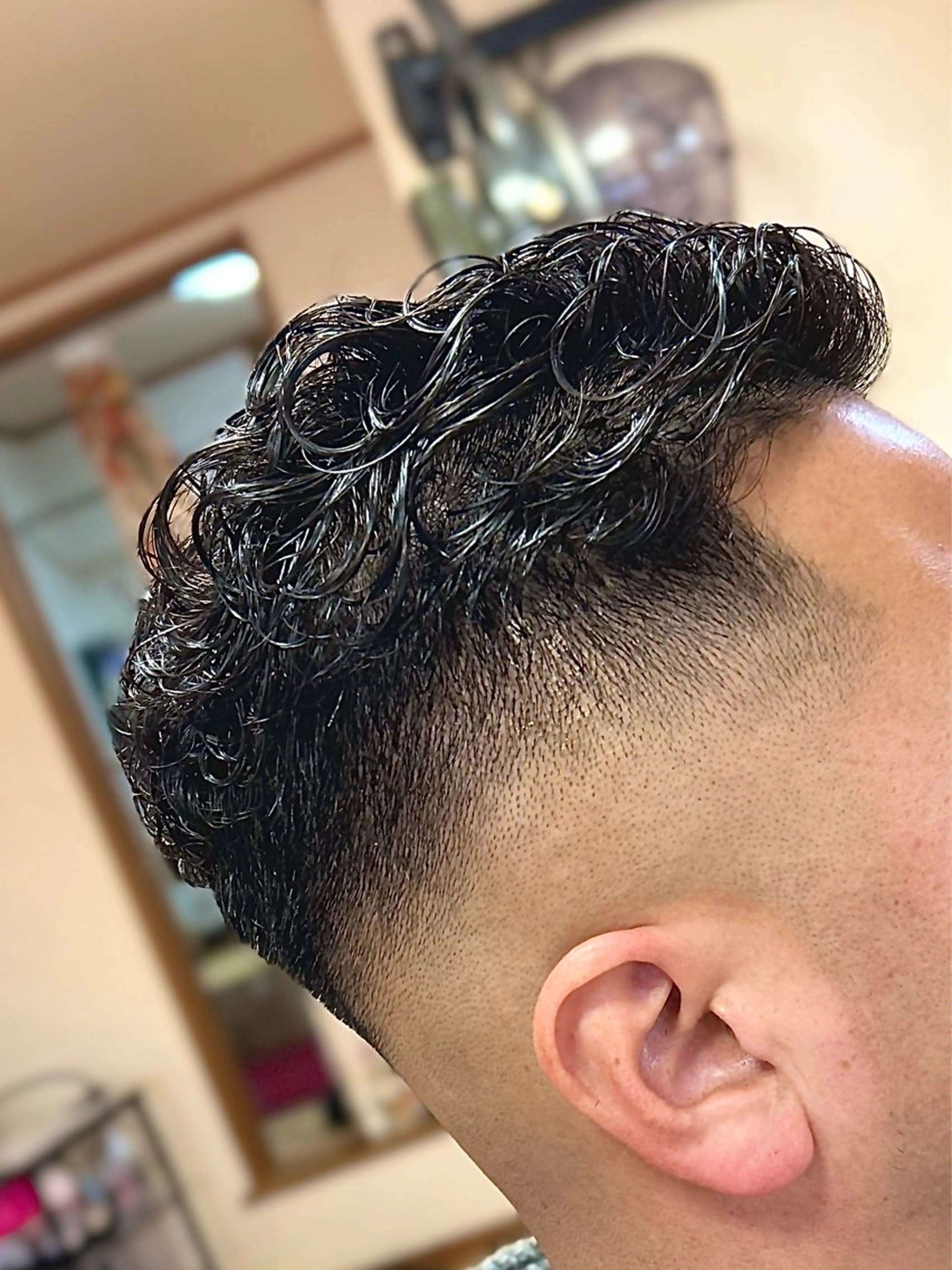 パーマ メンズ カット パーマ みのり美容室所属・かぁちゃん美容師 橋本のヘアスタイル