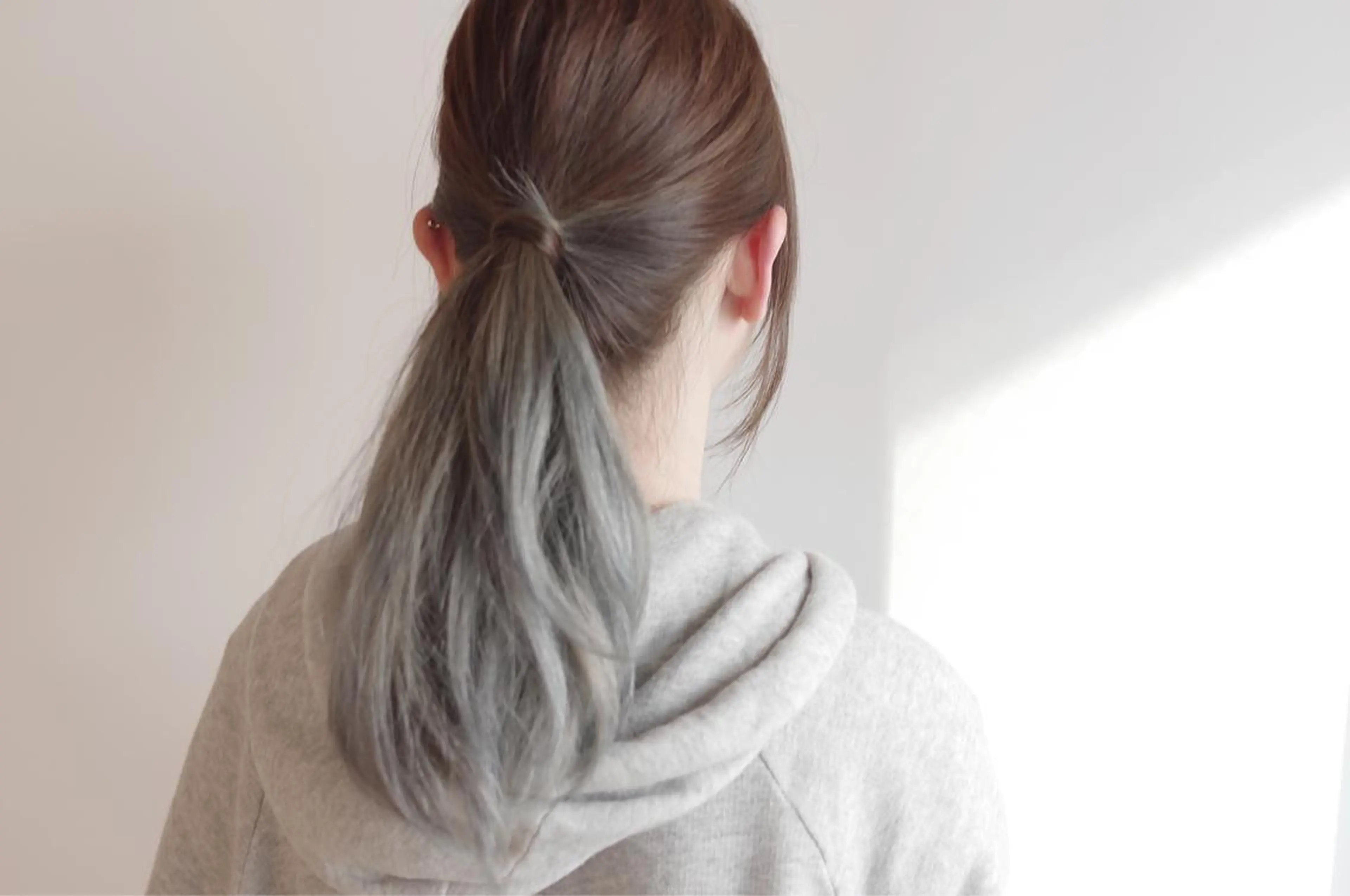 ミディアム セミロング ロング カラー ヘアアレンジ クセ毛お悩みの方 四宮桂佑のヘアスタイル