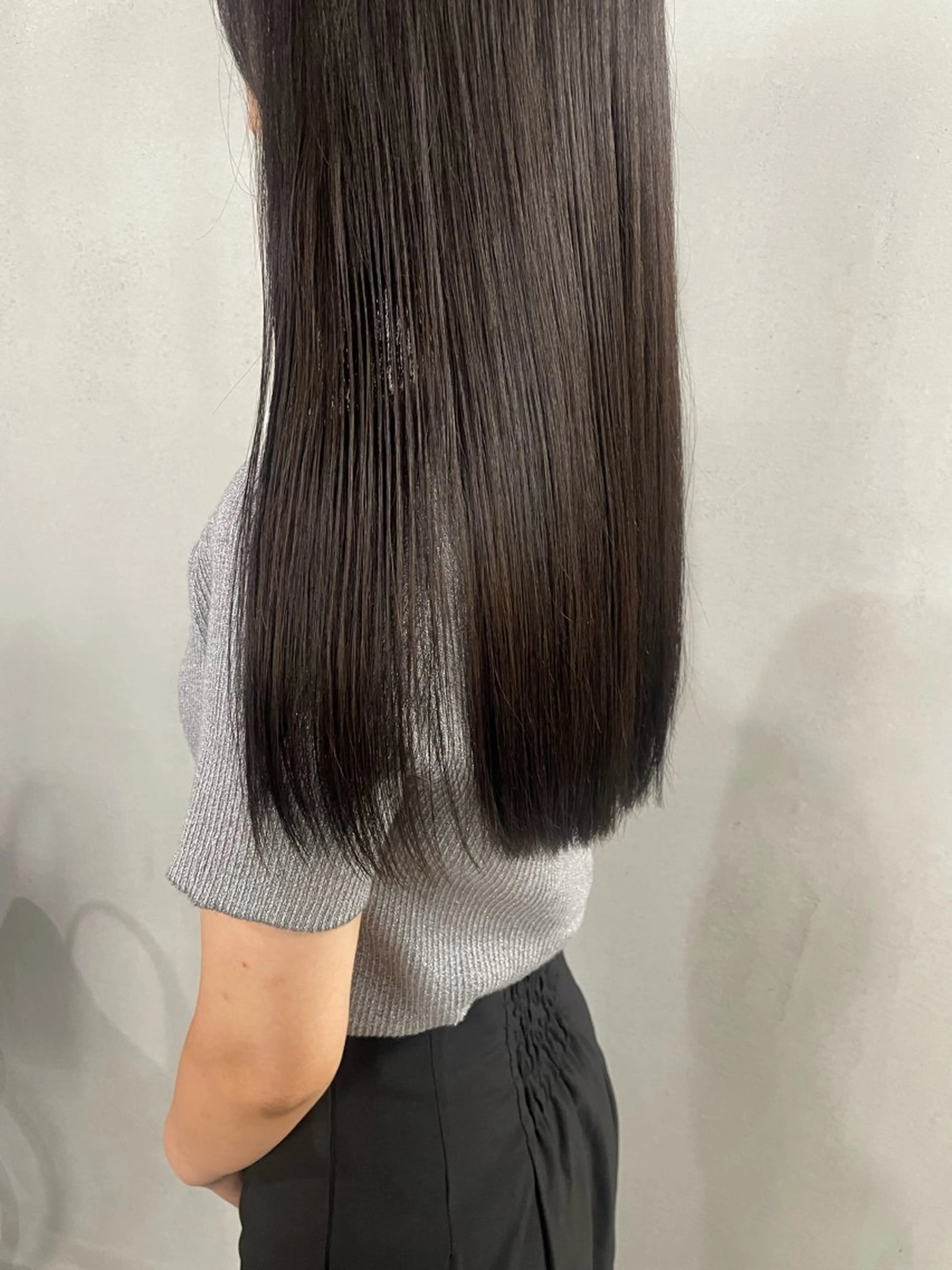 ロング カラー グレージュ ラベンダーカラー ラベンダーグレージュ ラベンダーグレー カット ヘアカラー #tag  田島 純奈のヘアスタイル