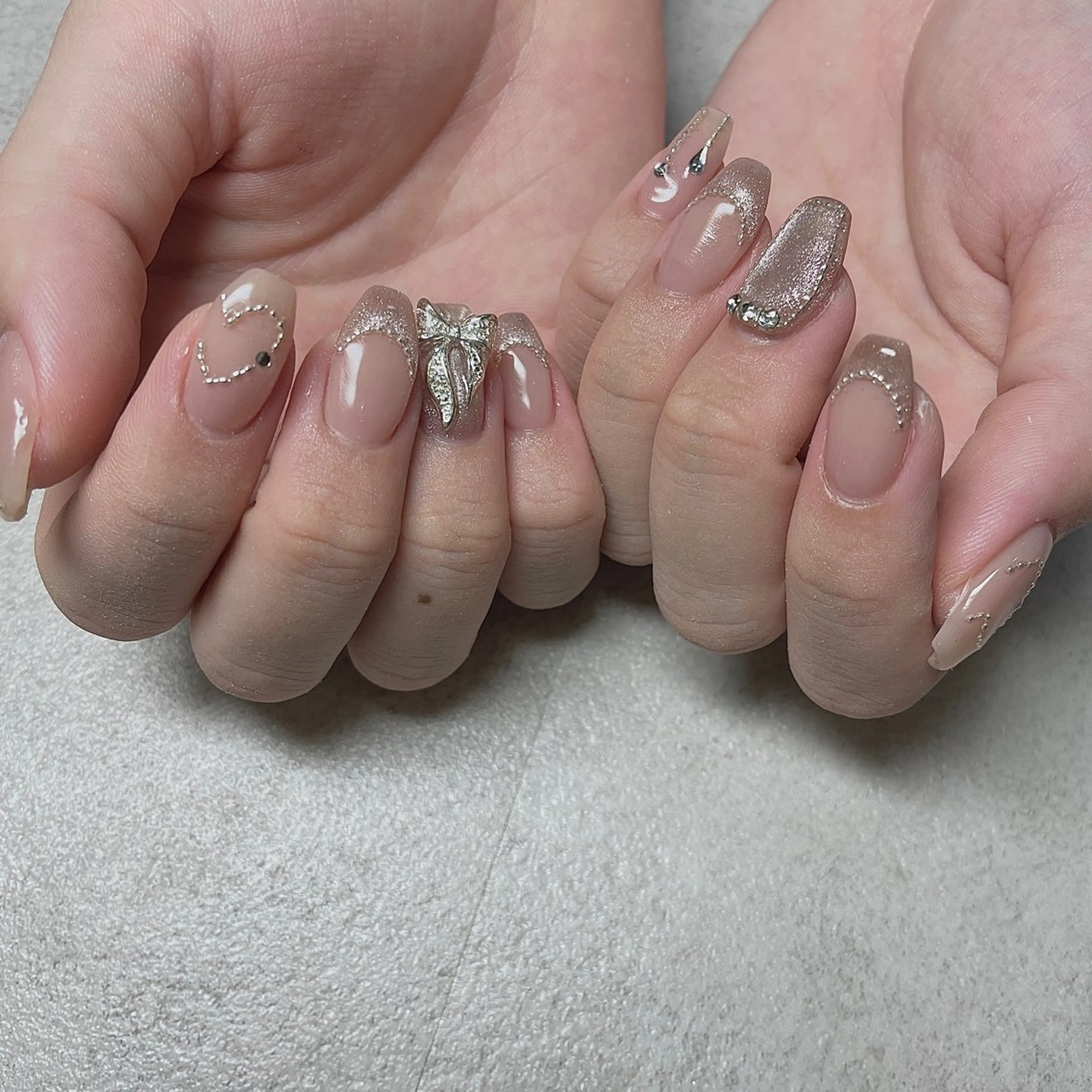 ネイル ハート キラキラネイル マグネットネイル ピンク リボン ハンドネイル acs.n所属・ネイル，耳つぼ 風間すみれのその他イメージ