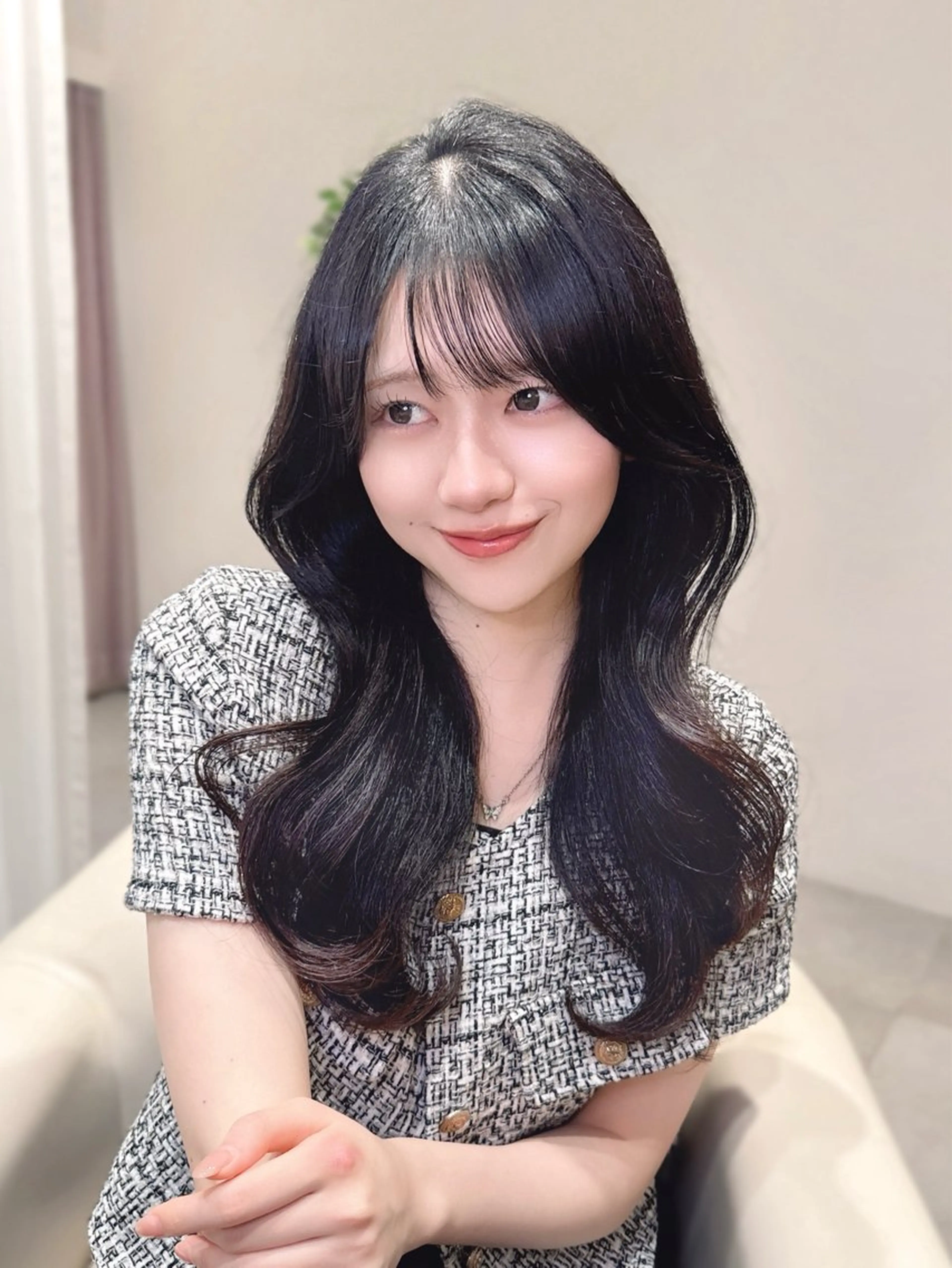 ロング カラー カット ヘアカラー トリートメント ヘッドスパ ヘアセット 韓国ヘア/レイヤー/ 顔まわり/りょーとのヘアスタイル