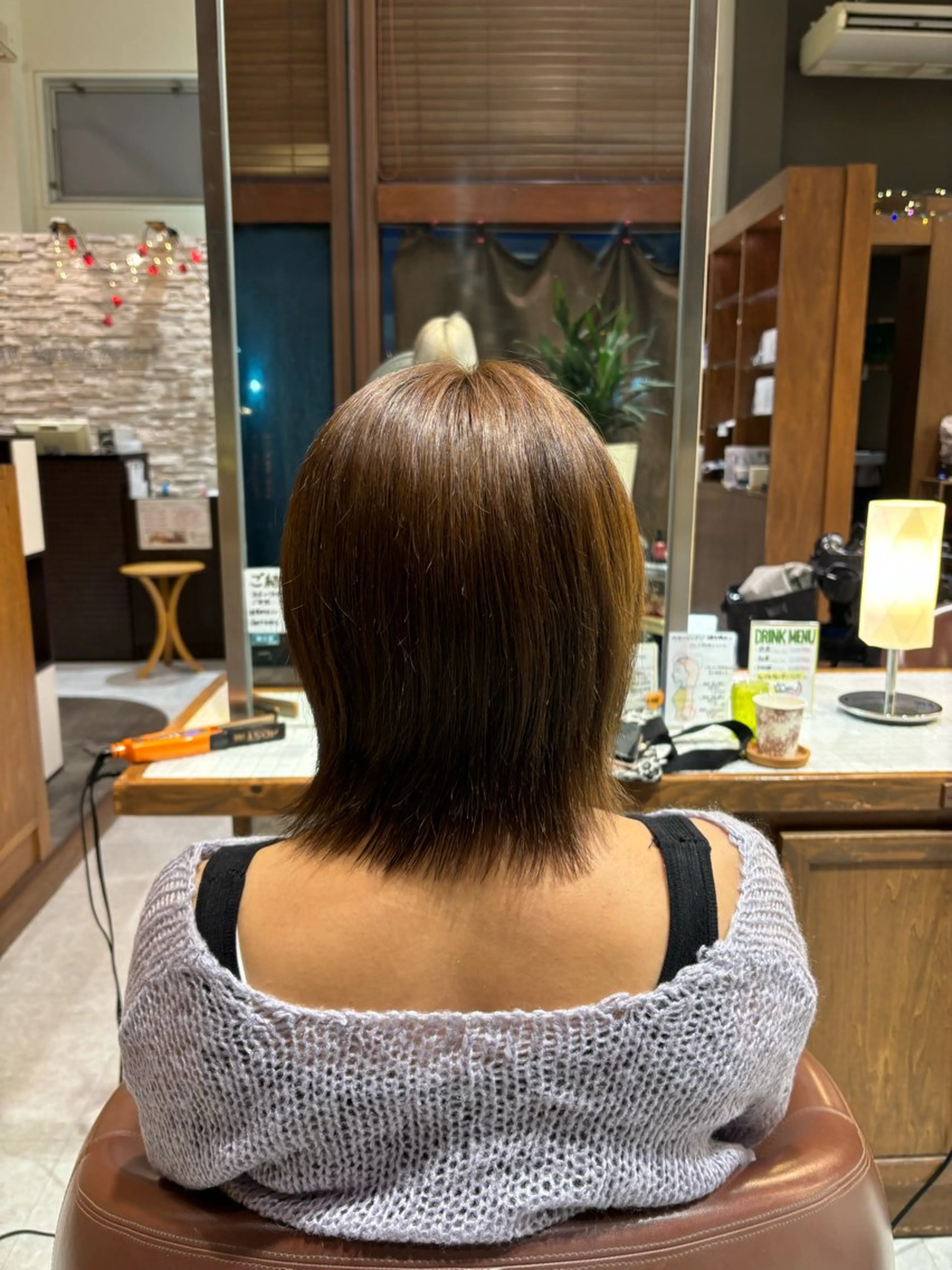 ミディアム カラー くびれヘア レイヤーカット トリートメント ☾·̩͙⋆ しおり🫧 ͛.*のヘアスタイル