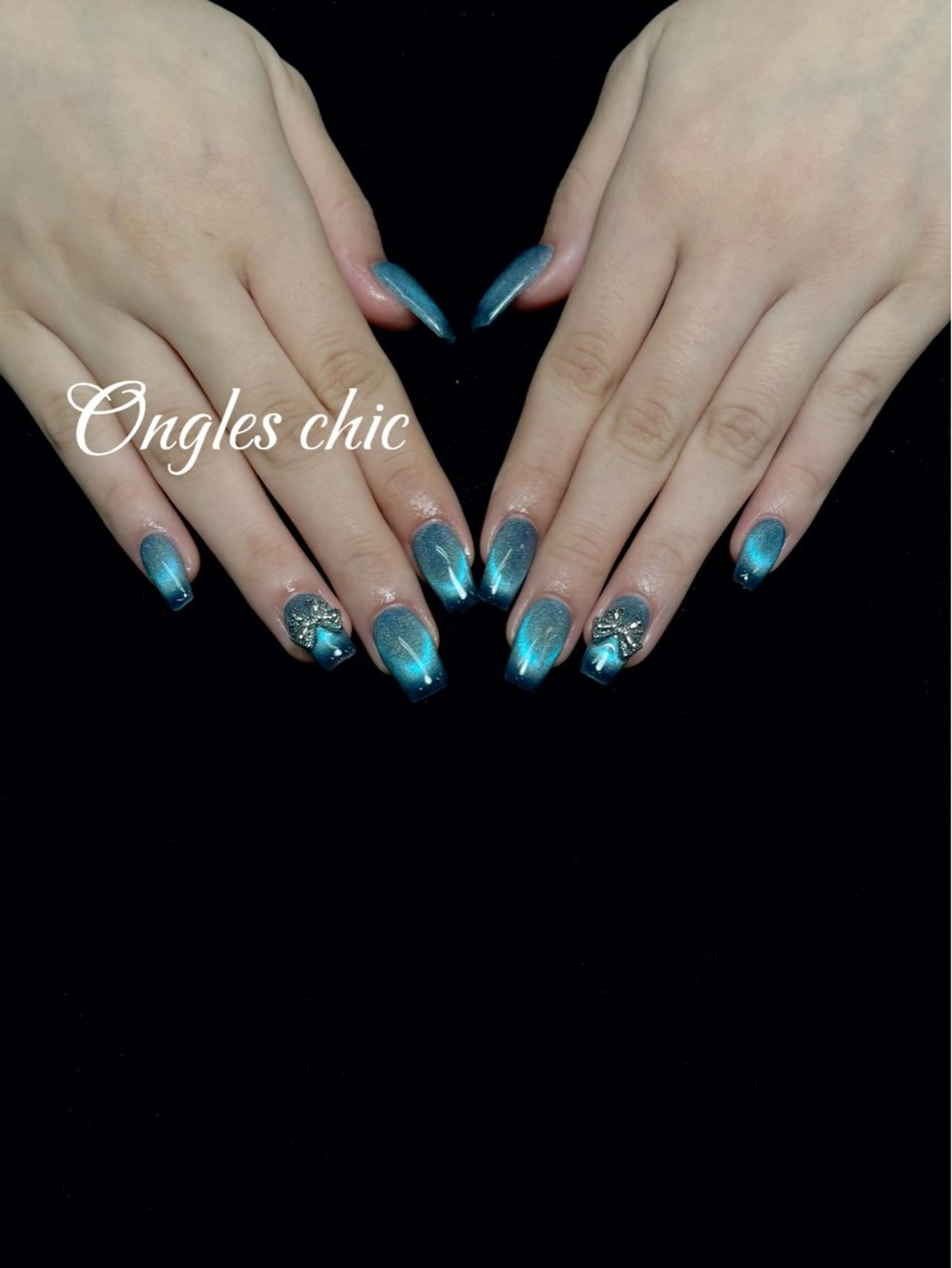 ネイル ハンドネイル ongles chicのネイルデザイン