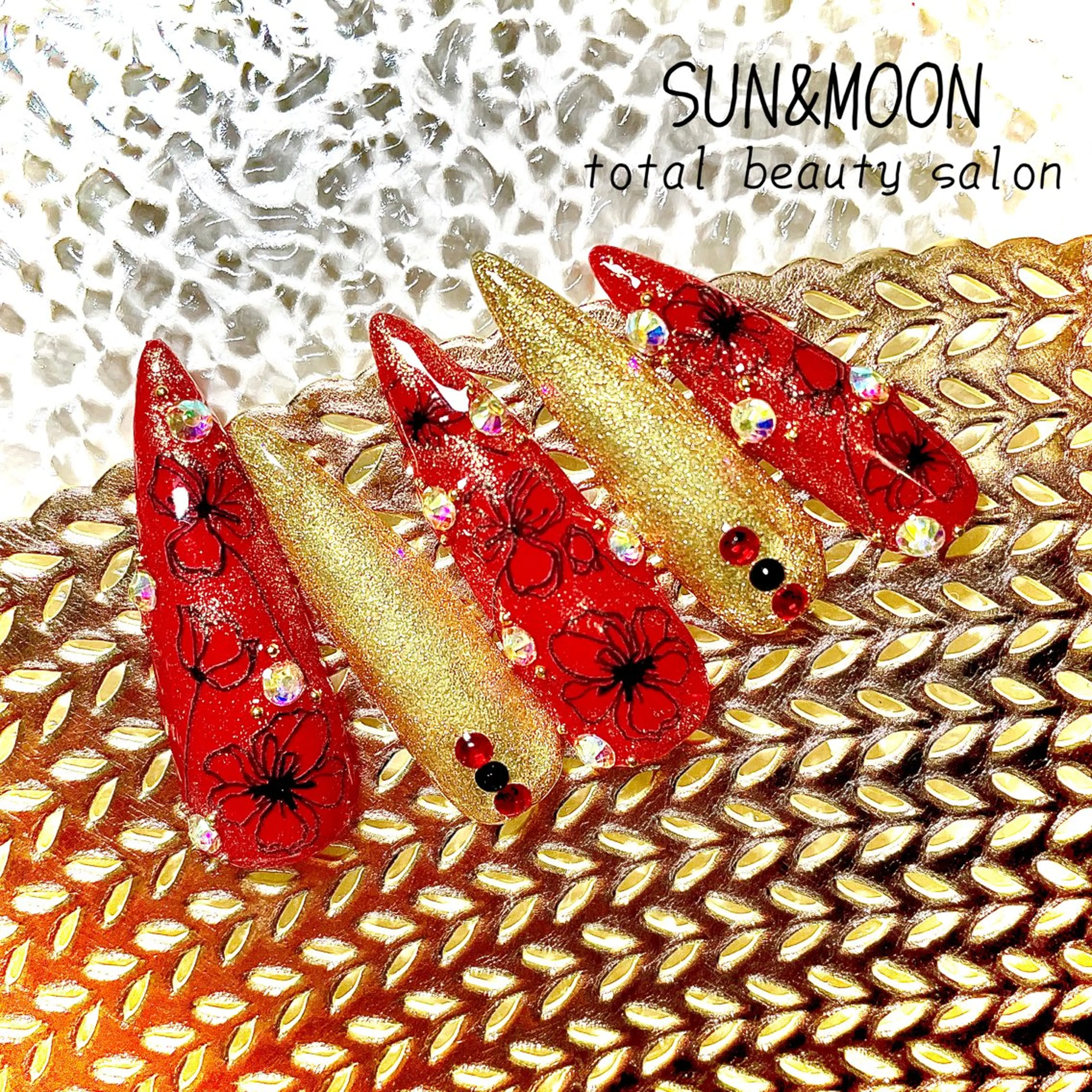 ネイル ハンドネイル SUN&MOON所属・SUN&MOON REOのネイルデザイン