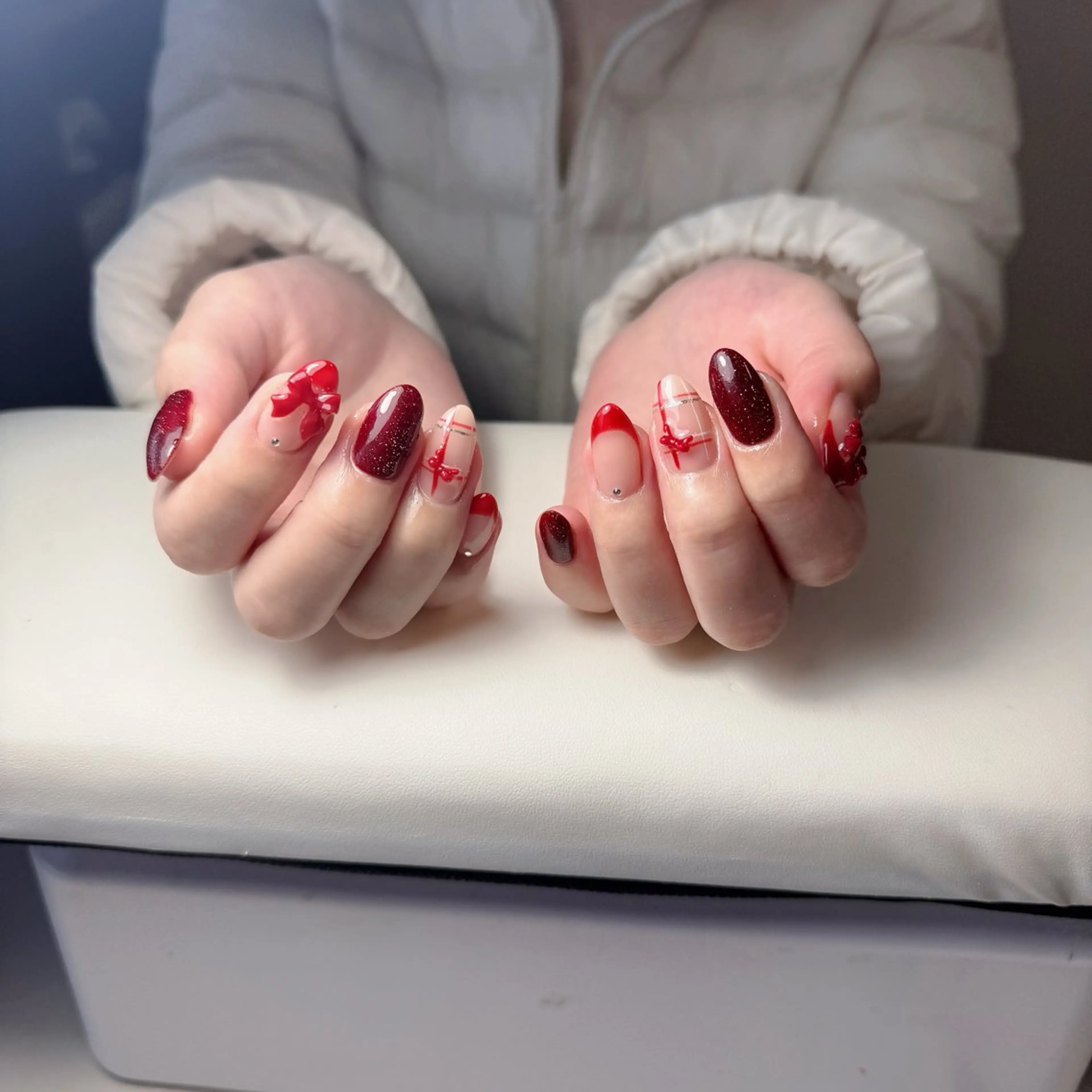 ネイル チークネイル フレンチネイル グラデーション 韓国ネイル マグネットネイル Hana nail所属・Hana Nailのネイルデザイン