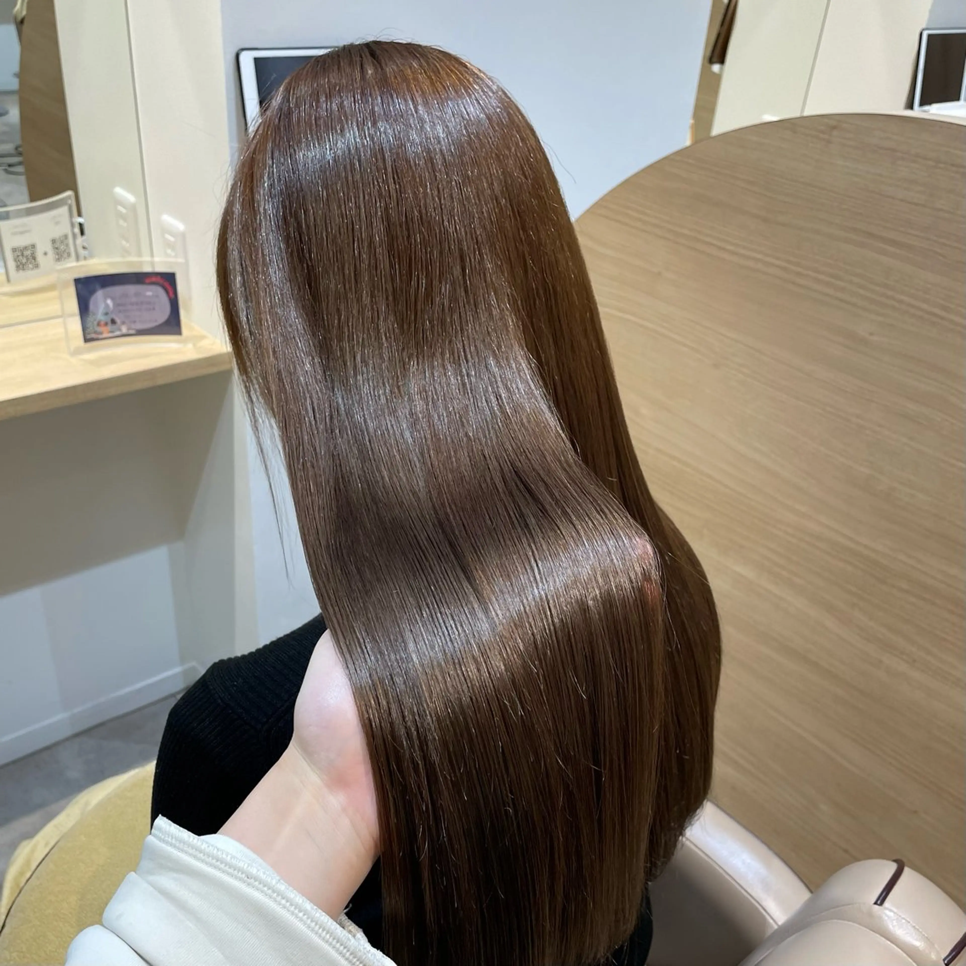 ロング カラー 透明感カラー MIKU .のヘアスタイル