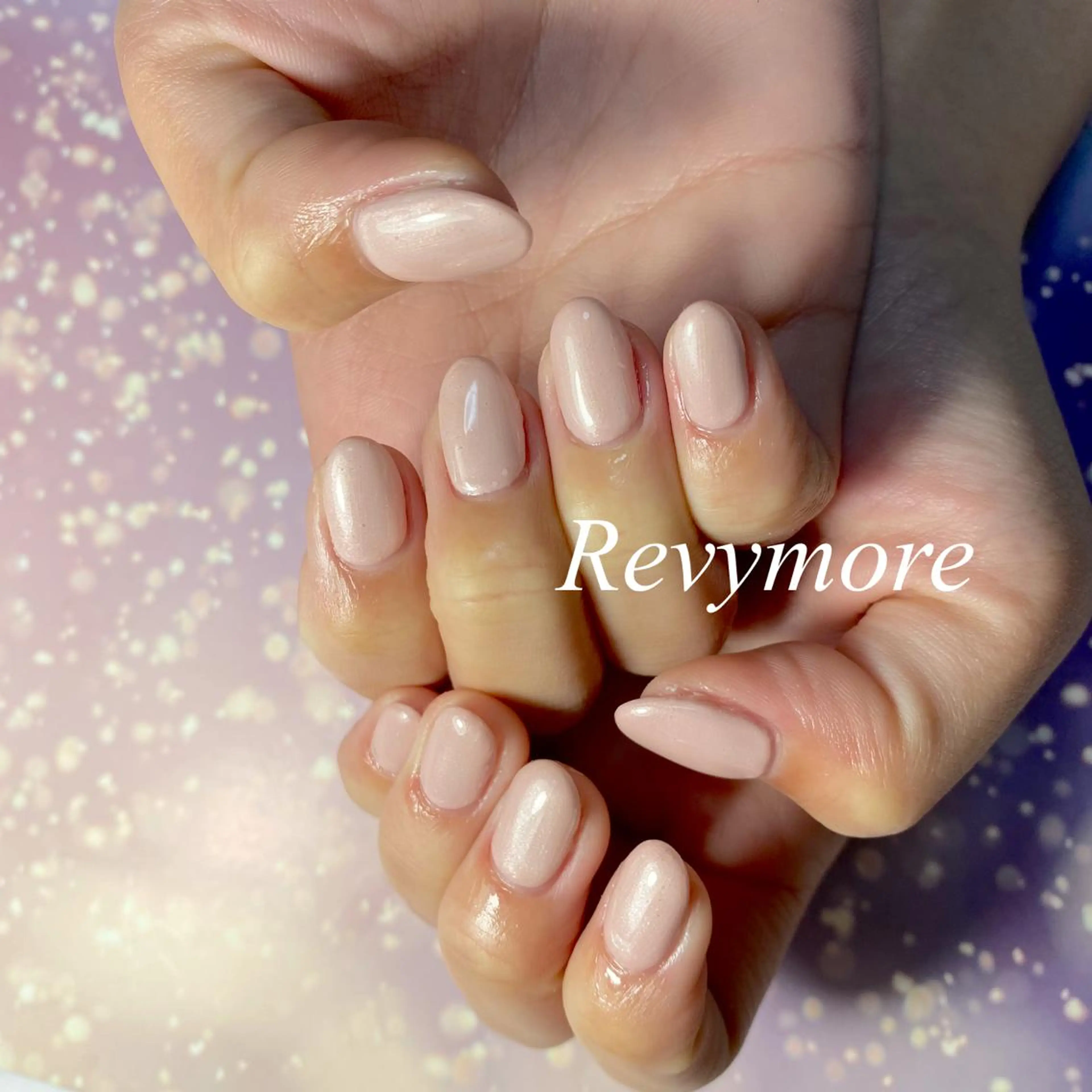 ミディアム ネイル ジェルネイル ニュアンスネイル オフィスネイル ワンカラーネイル ピンク nail salon Revymore所属・nail salon Revymoreのネイルデザイン