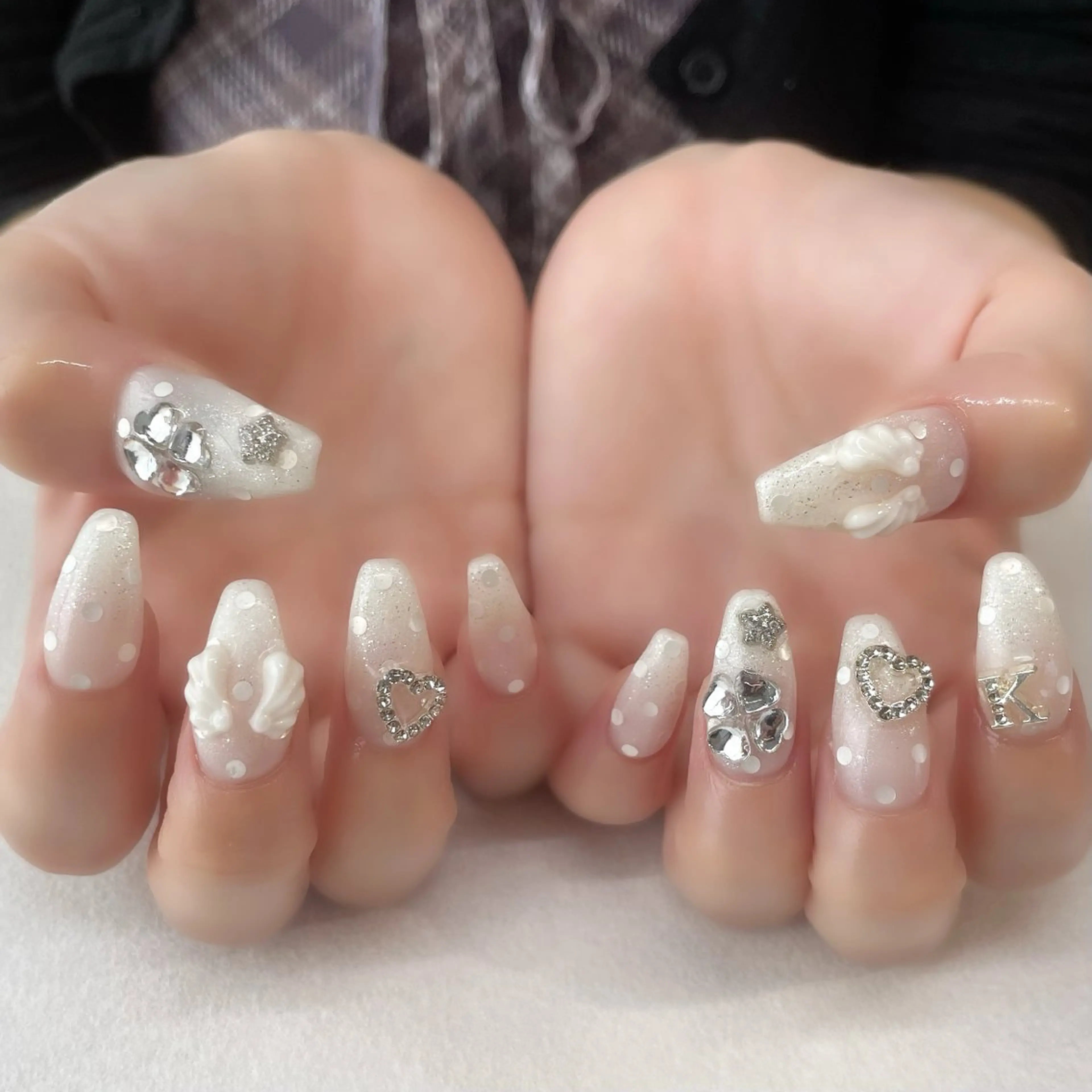 ネイル ハンドネイル 💎🐰 saki. m 🐰💎のネイルデザイン