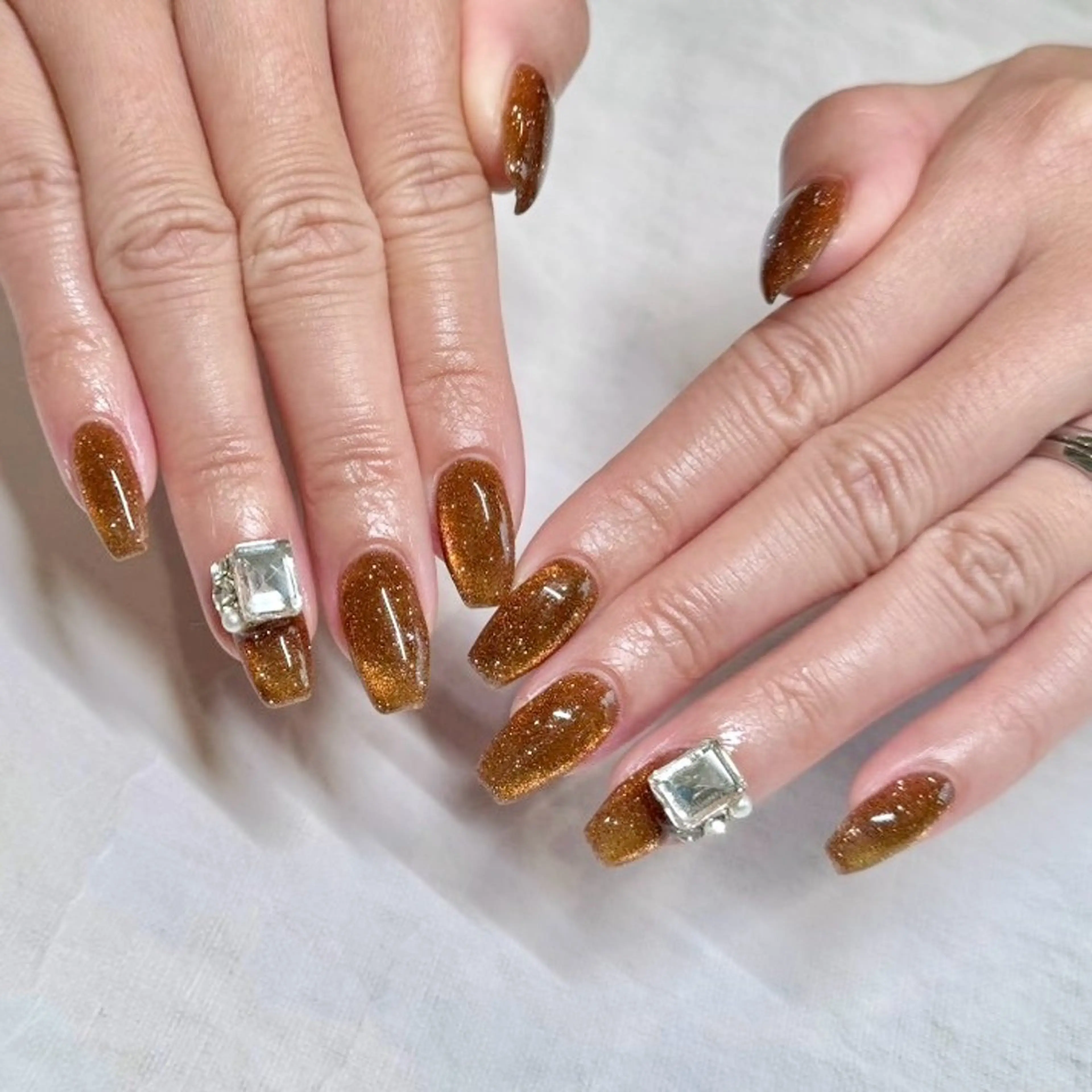 ワンホン＊韓国風 ｜オフ込アプレ【10本長さだし 2本までパーツ付放題 】¥7,000の写真