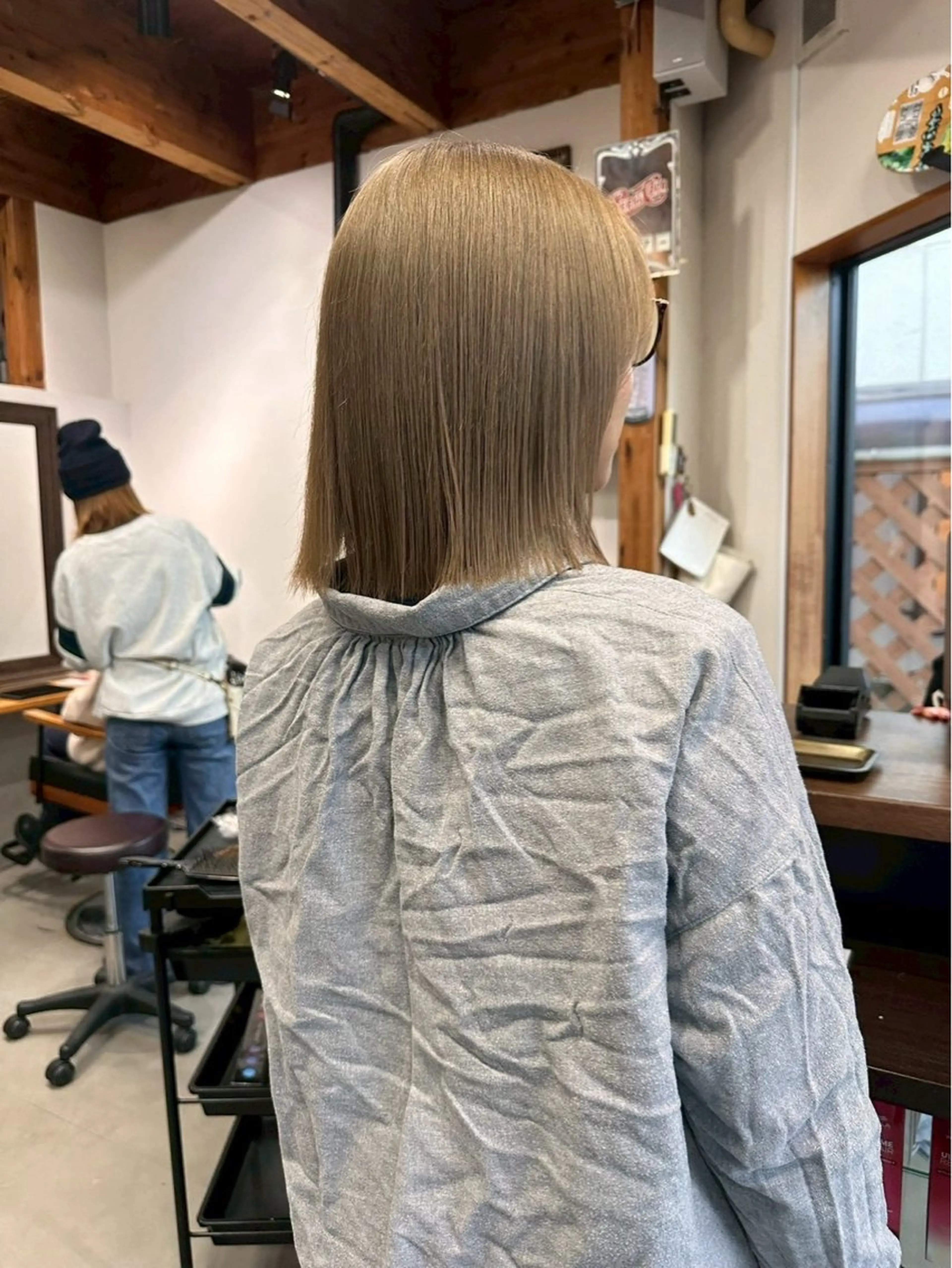 ミディアム カラー 柔らかい／抜け感/ SOU🫧のヘアスタイル