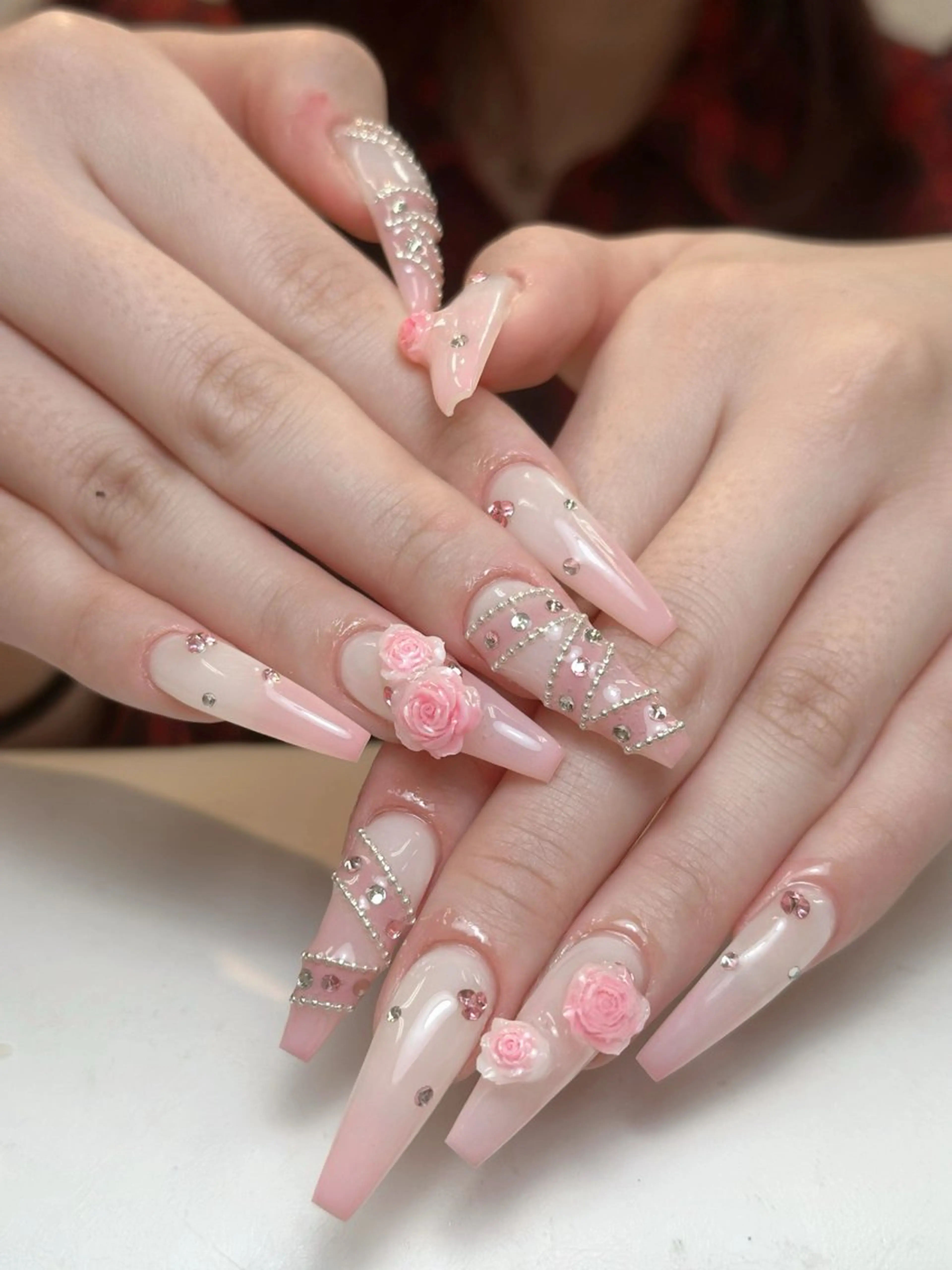 ネイル アートネイル ジェルネイル ニュアンスネイル シンプルネイル ネイルチップ ハンドネイル Nienail_ Luxeのネイルデザイン