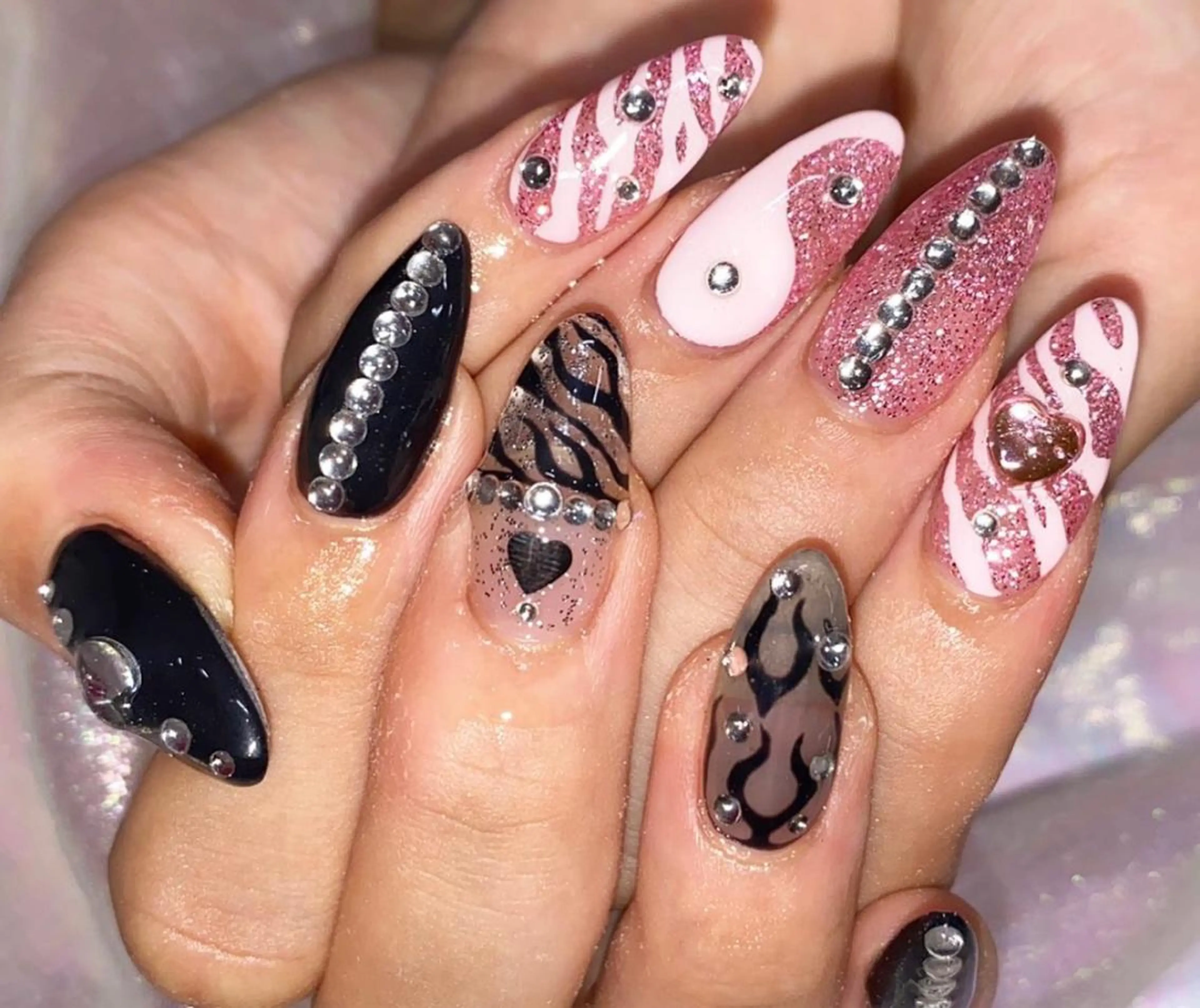 ネイル NAILSGOGO shibuyaのネイルデザイン