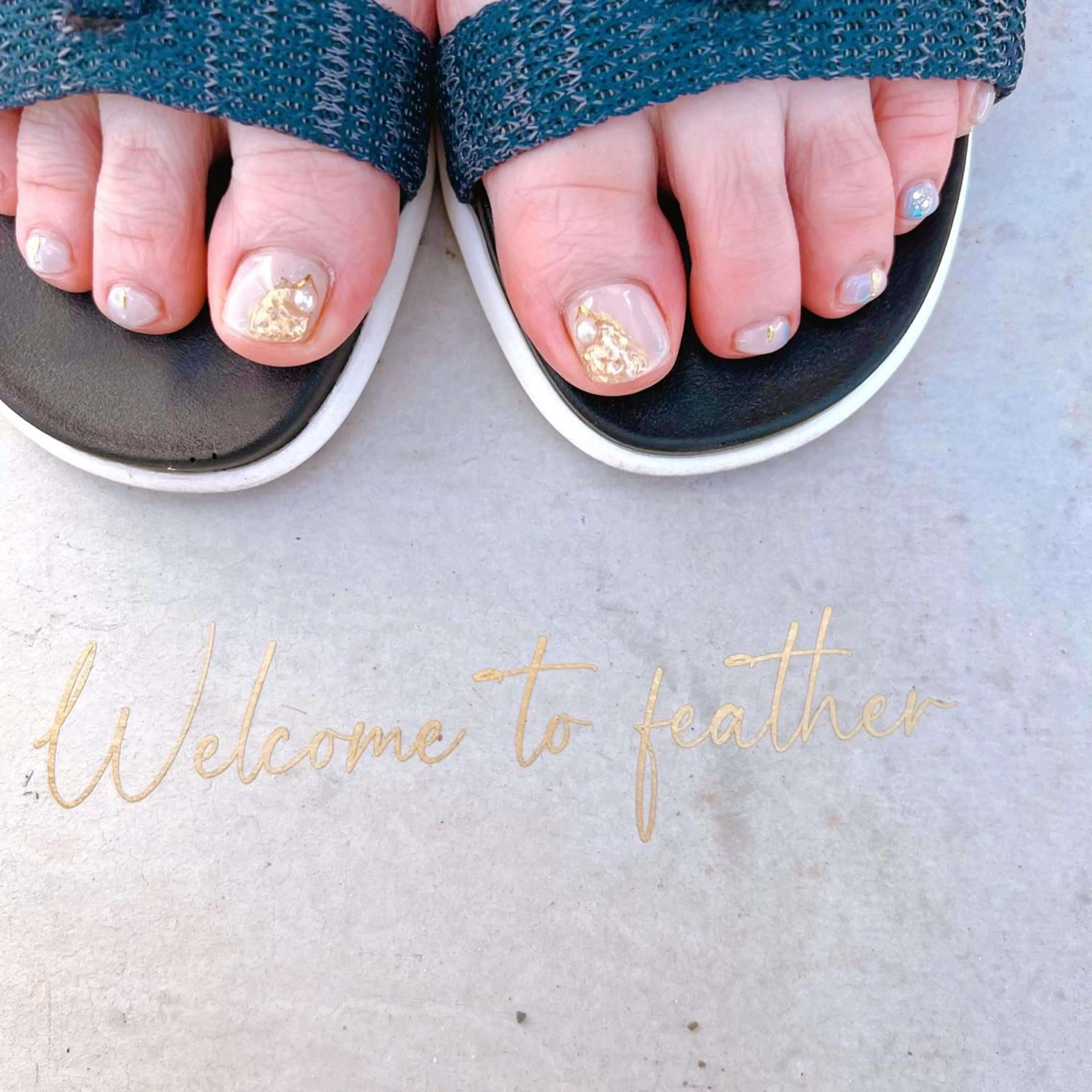 ネイル Feather MAIのマツエク・マツパデザイン