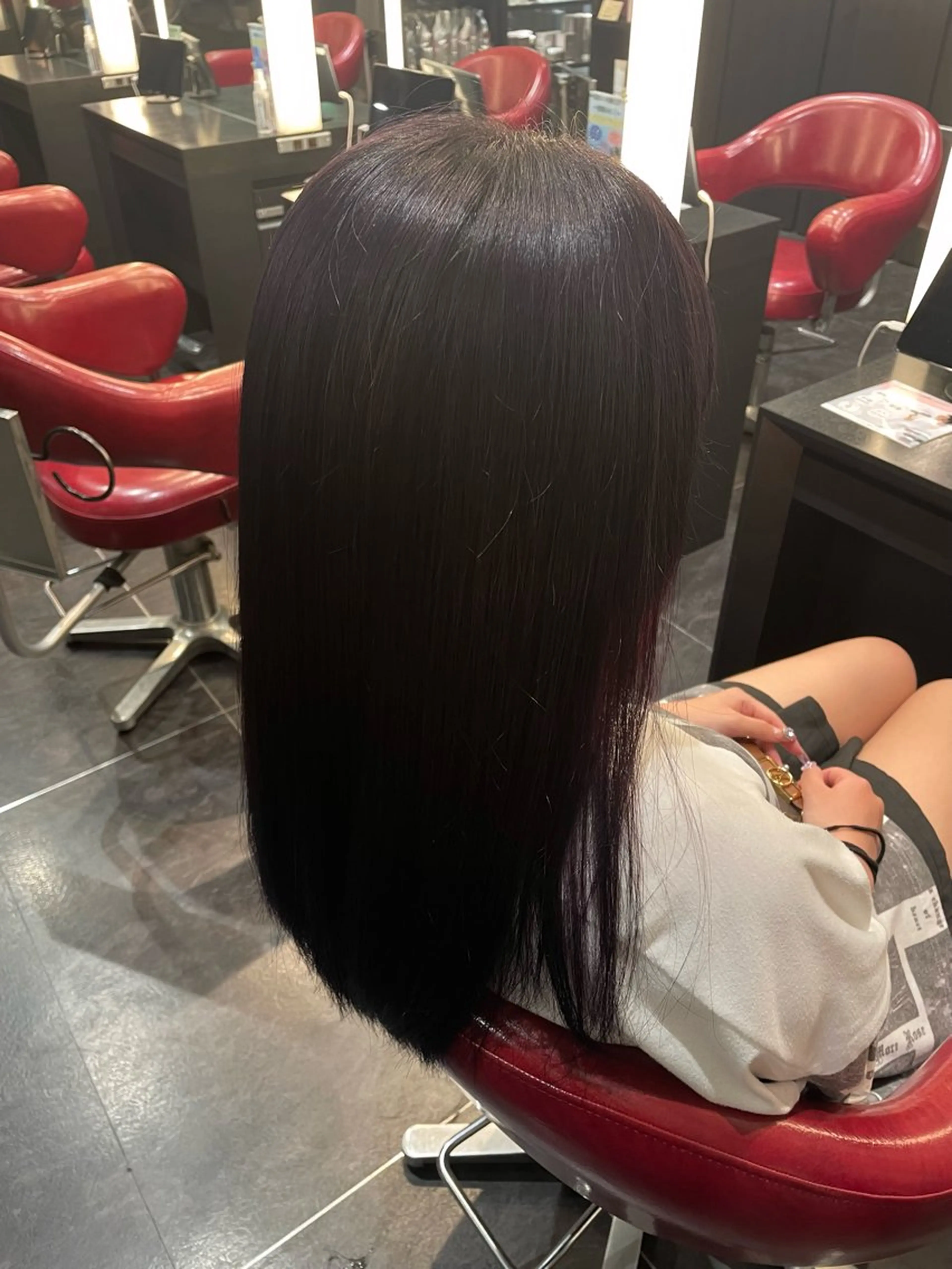 ロング 森 亜紗美のヘアスタイル