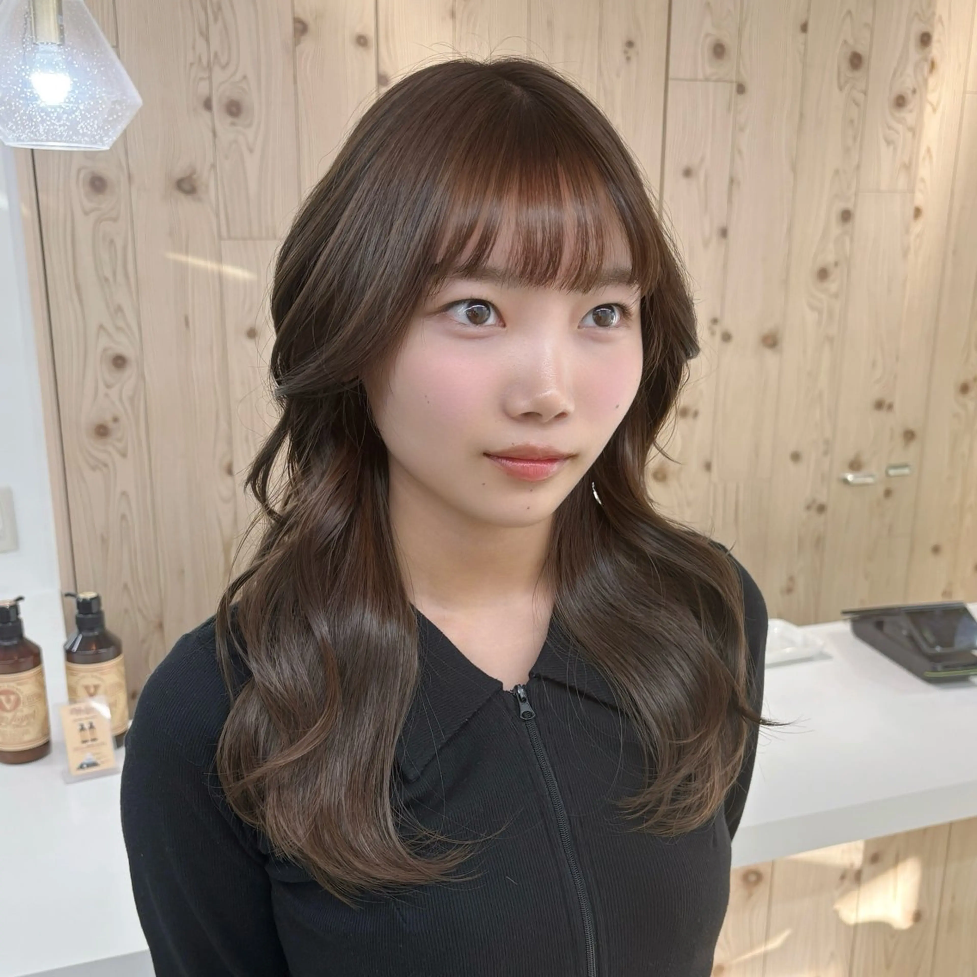 ミディアム カラー カット ヘアカラー トリートメント 韓国ヘア/髪質改善/ レイヤー/ブラウンのヘアスタイル