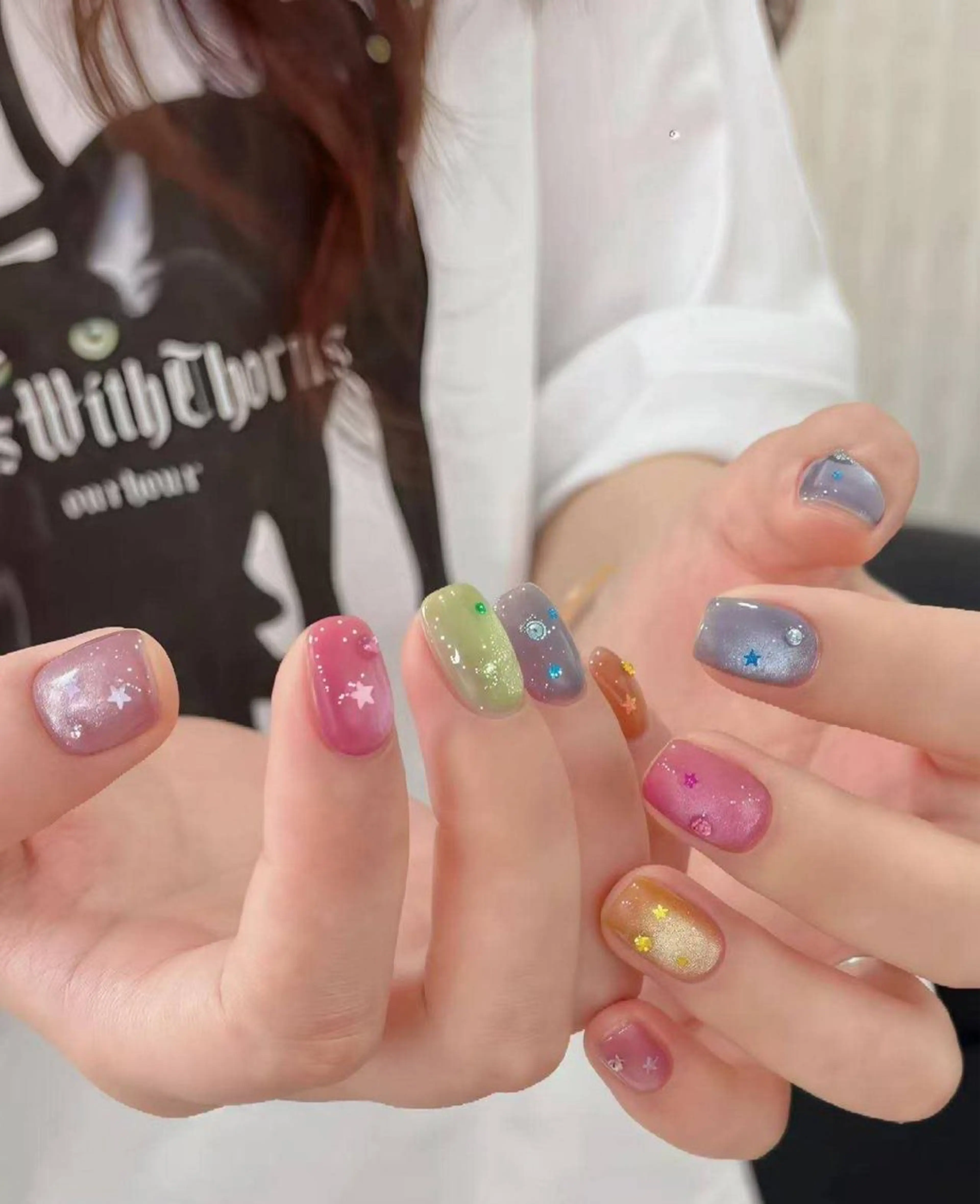 ネイル オーロラネイル フラワーネイル フットネイル フレンチネイル ジェルネイル ハンドネイル BabyYouMi ねねのネイルデザイン