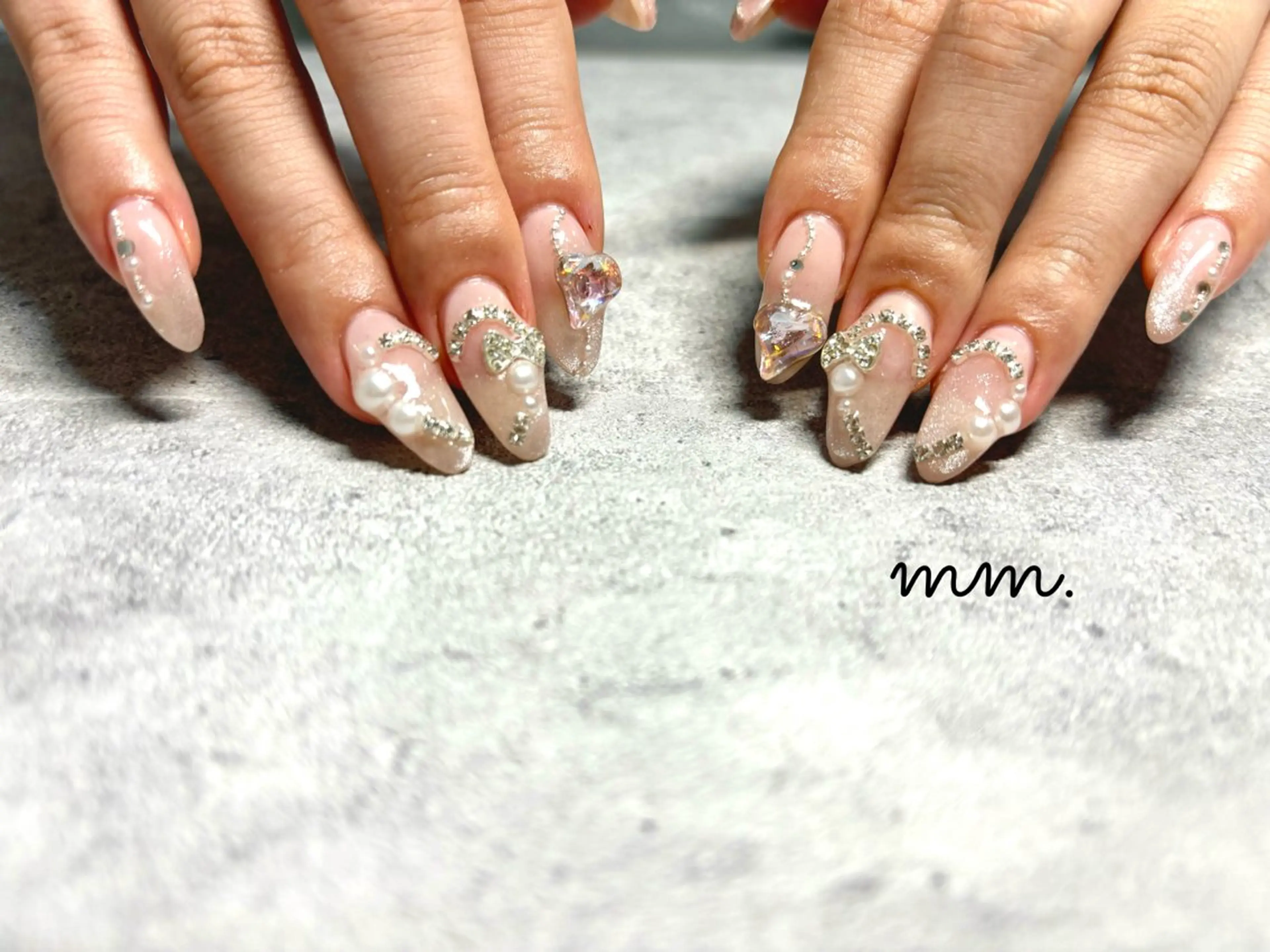 ネイル 持ち込み ワンホンネイル ハンドネイル mm. ✨Ayuna✨のネイルデザイン
