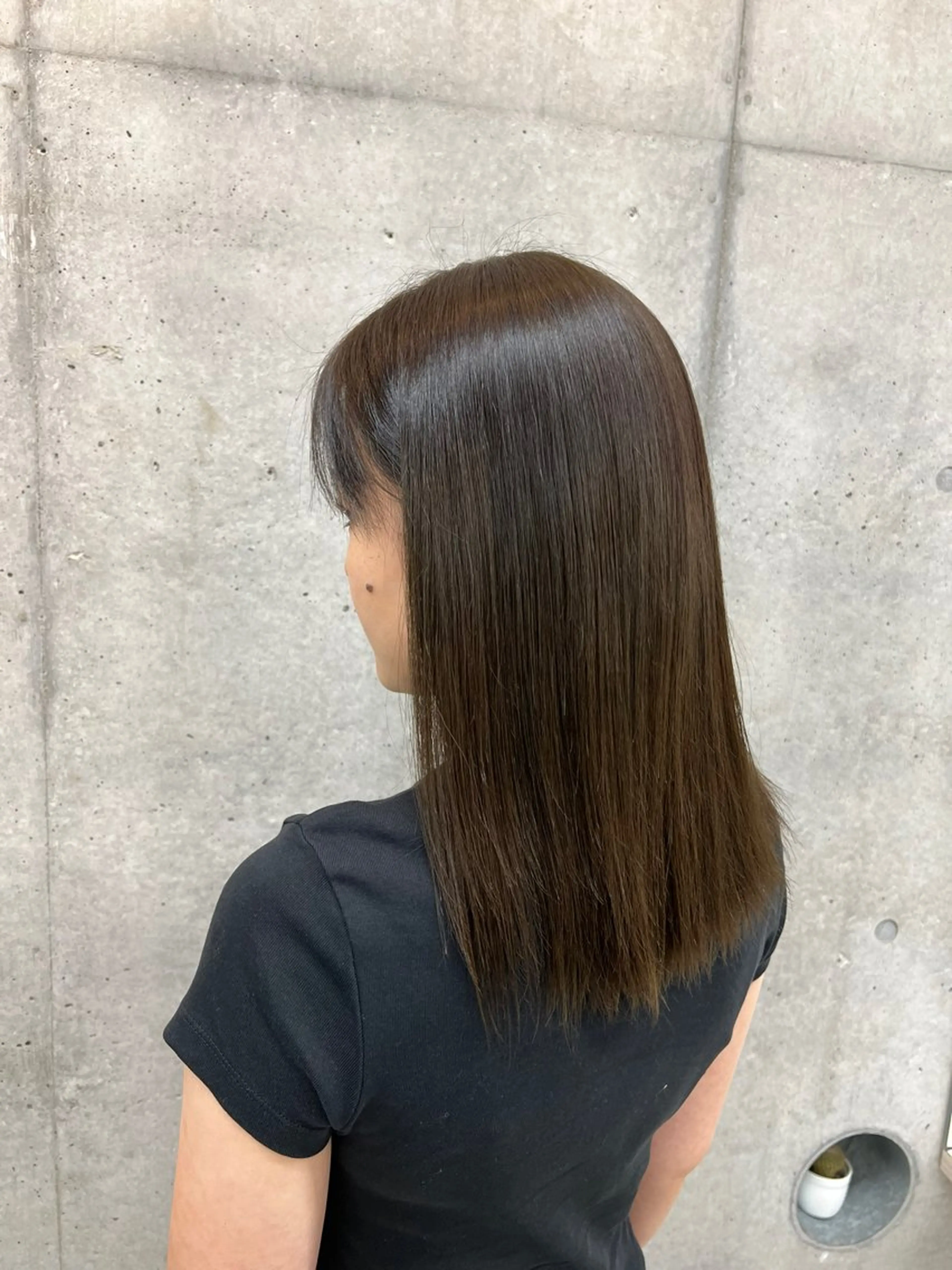 カラー clore所属・透明感カラー yuraのヘアスタイル