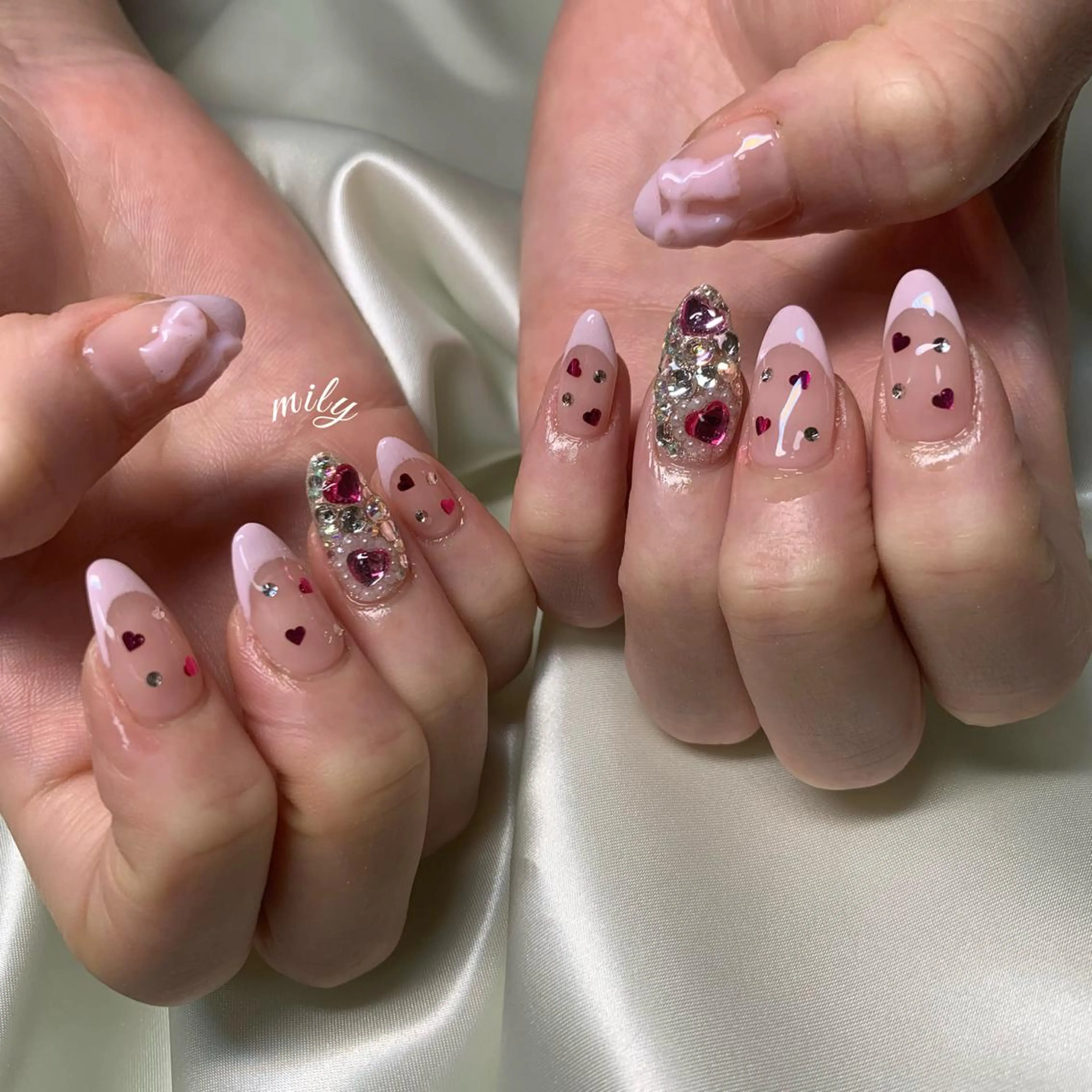 ネイル mily_harajuku所属・韓国ネイル☁️ haruna🌛のネイルデザイン