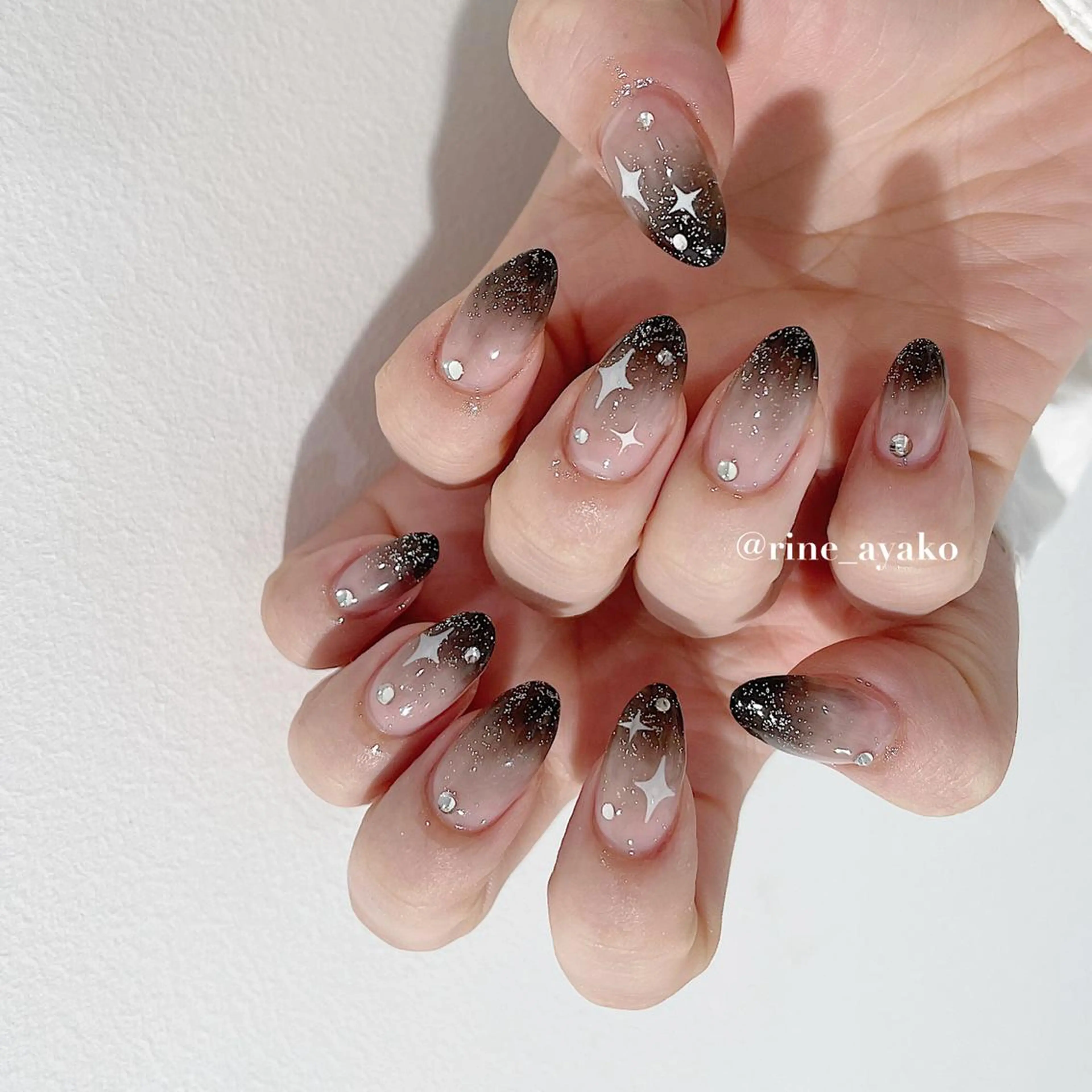 ネイル nail&eyelash Rine所属・Rine 放出 (リネ)のネイルデザイン