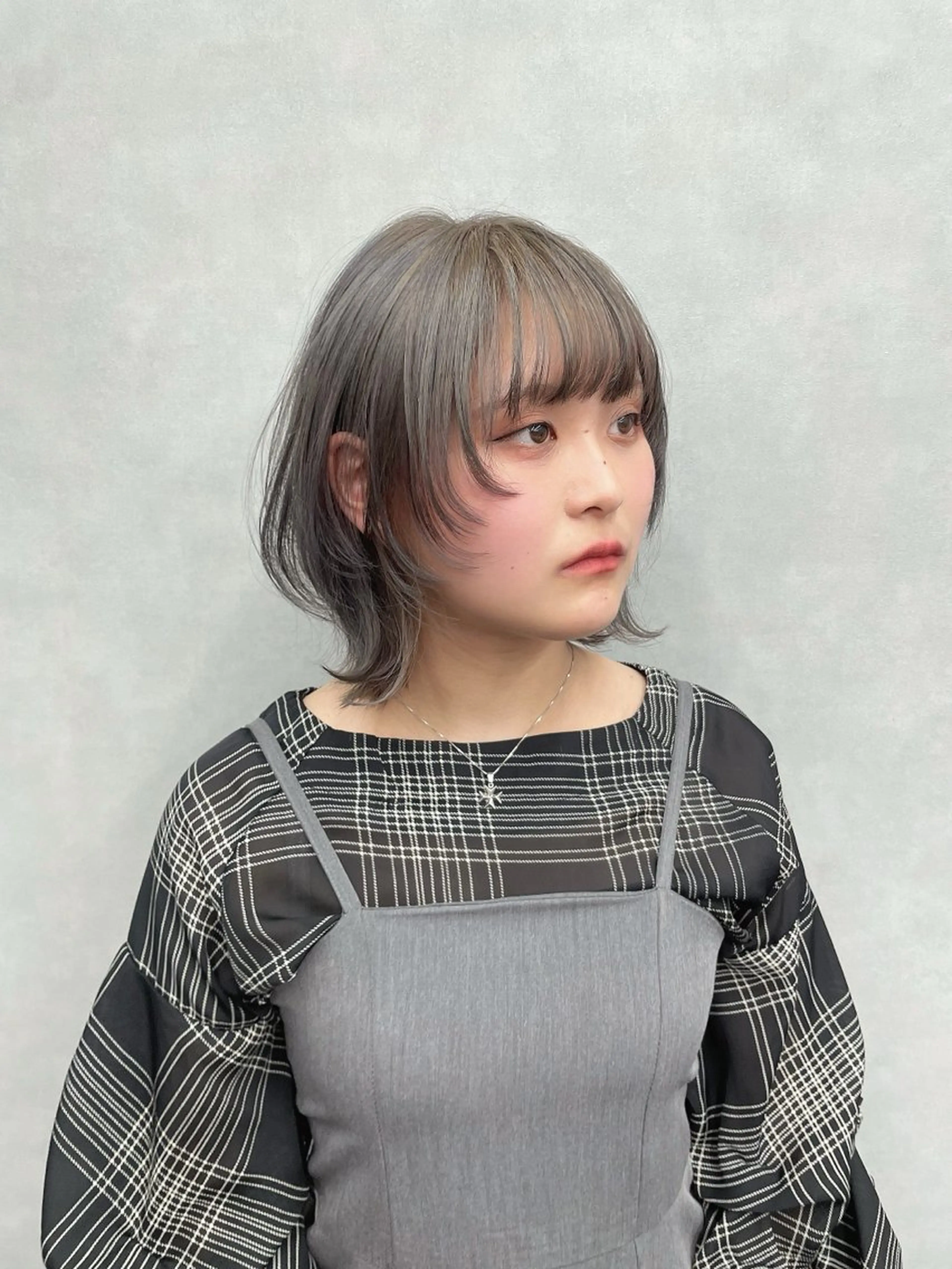 ショート カラー 渡辺春衣 ♡デザインカラーのヘアスタイル