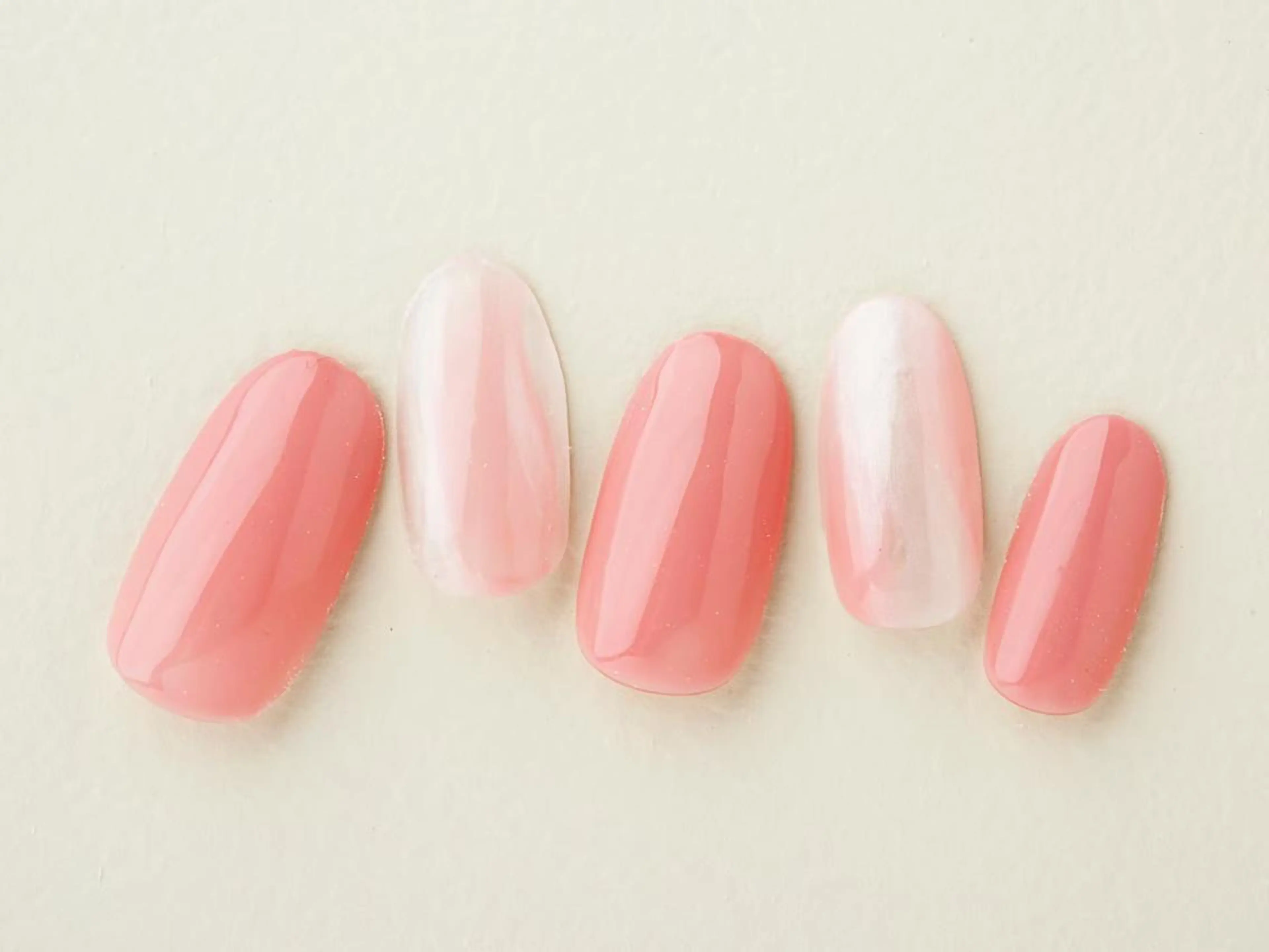 ネイル 桜ネイル 長さ出し フラッシュネイル フットネイル フレンチネイル ハンドネイル 💗🪽Tiary Nail🪽💗のネイルデザイン