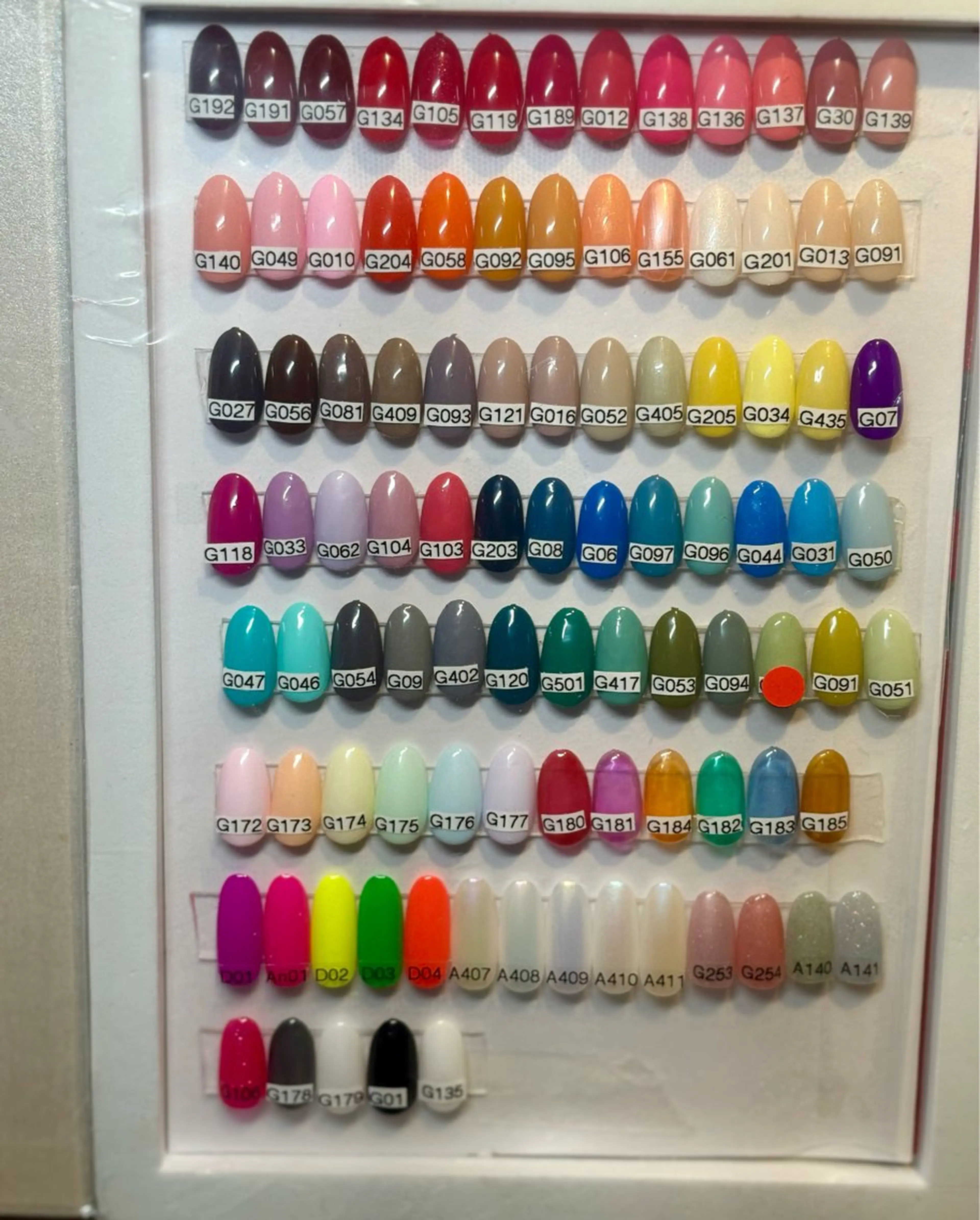 ネイル ワンカラーネイル ハンドネイル カラーズ 広尾 ネイル ラウンジ所属・🌸MIINA 🌸 広尾 🌸のネイルデザイン