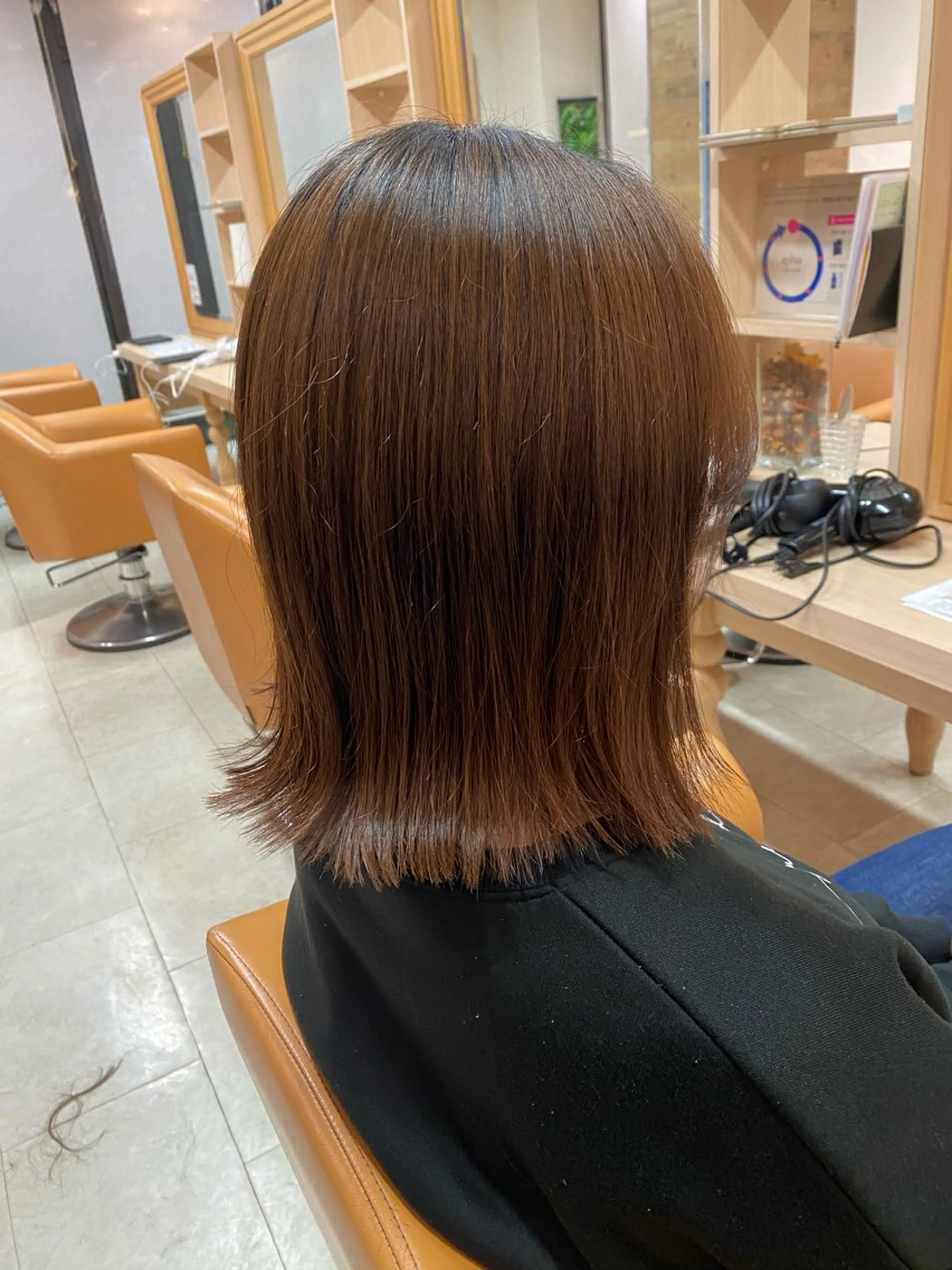 ミディアム 綾香 /透明感カラーのヘアスタイル