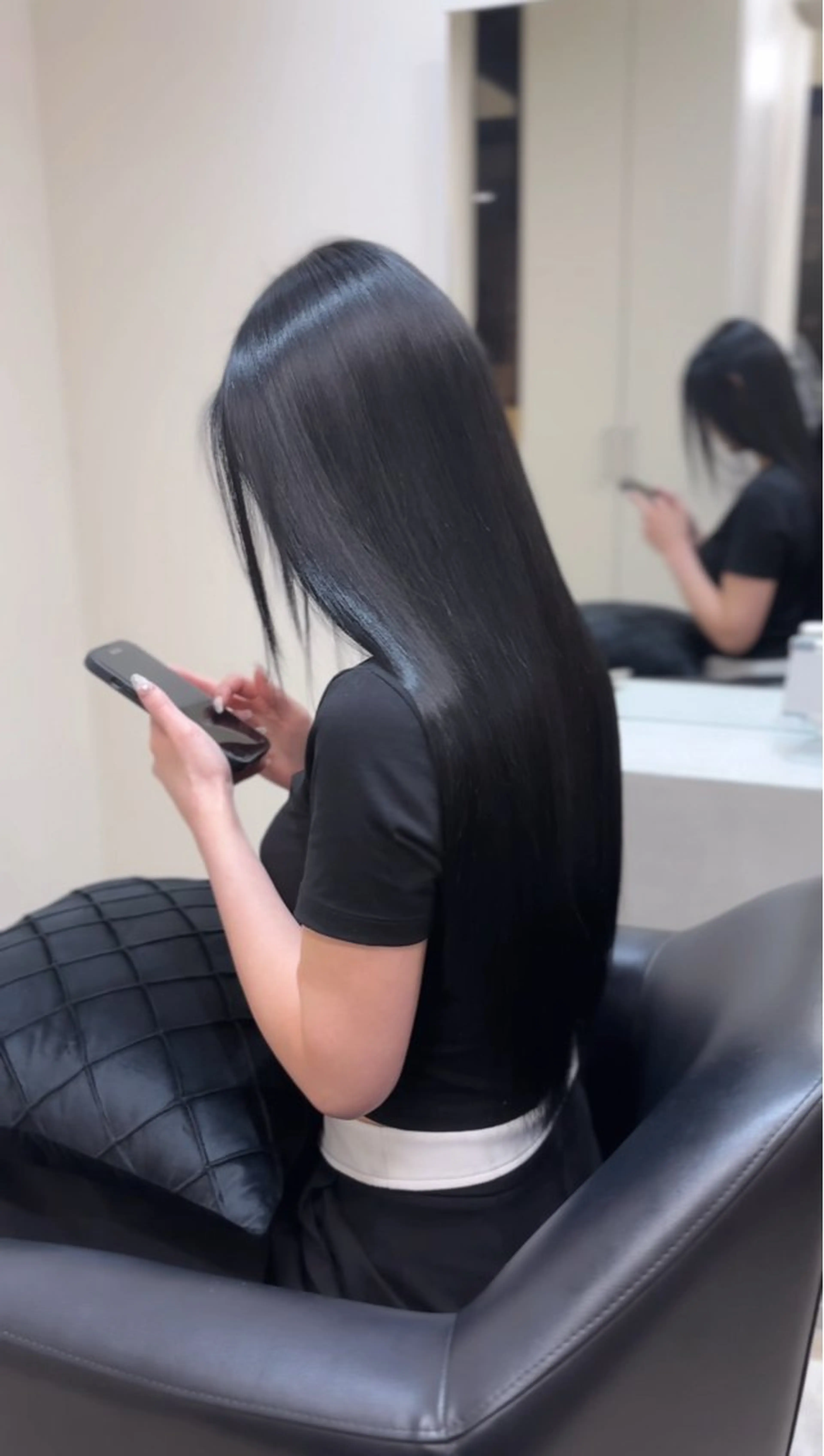 ロング 縮毛矯正 髪質改善/ 艶カラー【心斎橋】のヘアスタイル