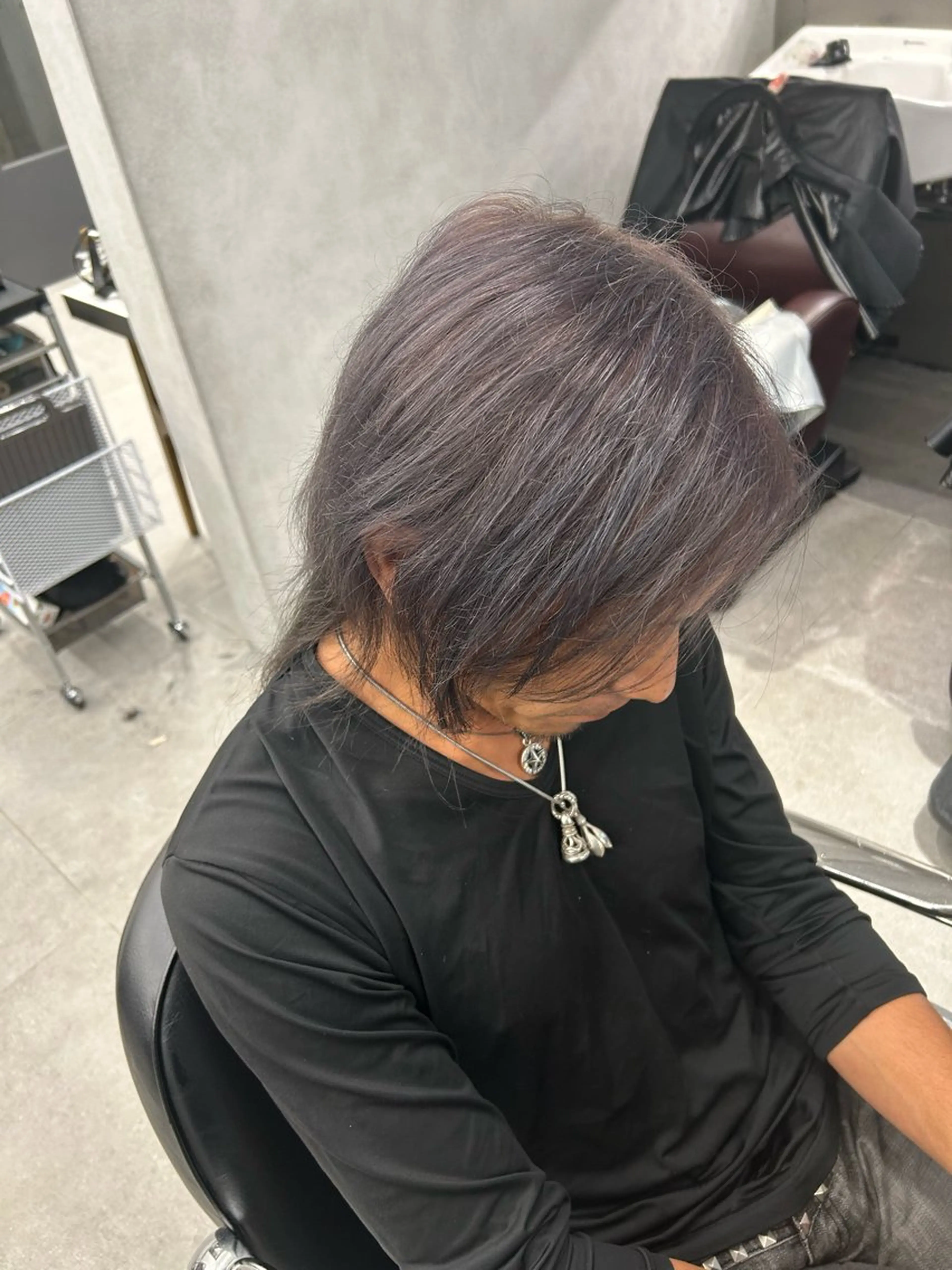 カラー メンズ メンズブリーチ ブリーチ 與那嶺 紘のヘアスタイル