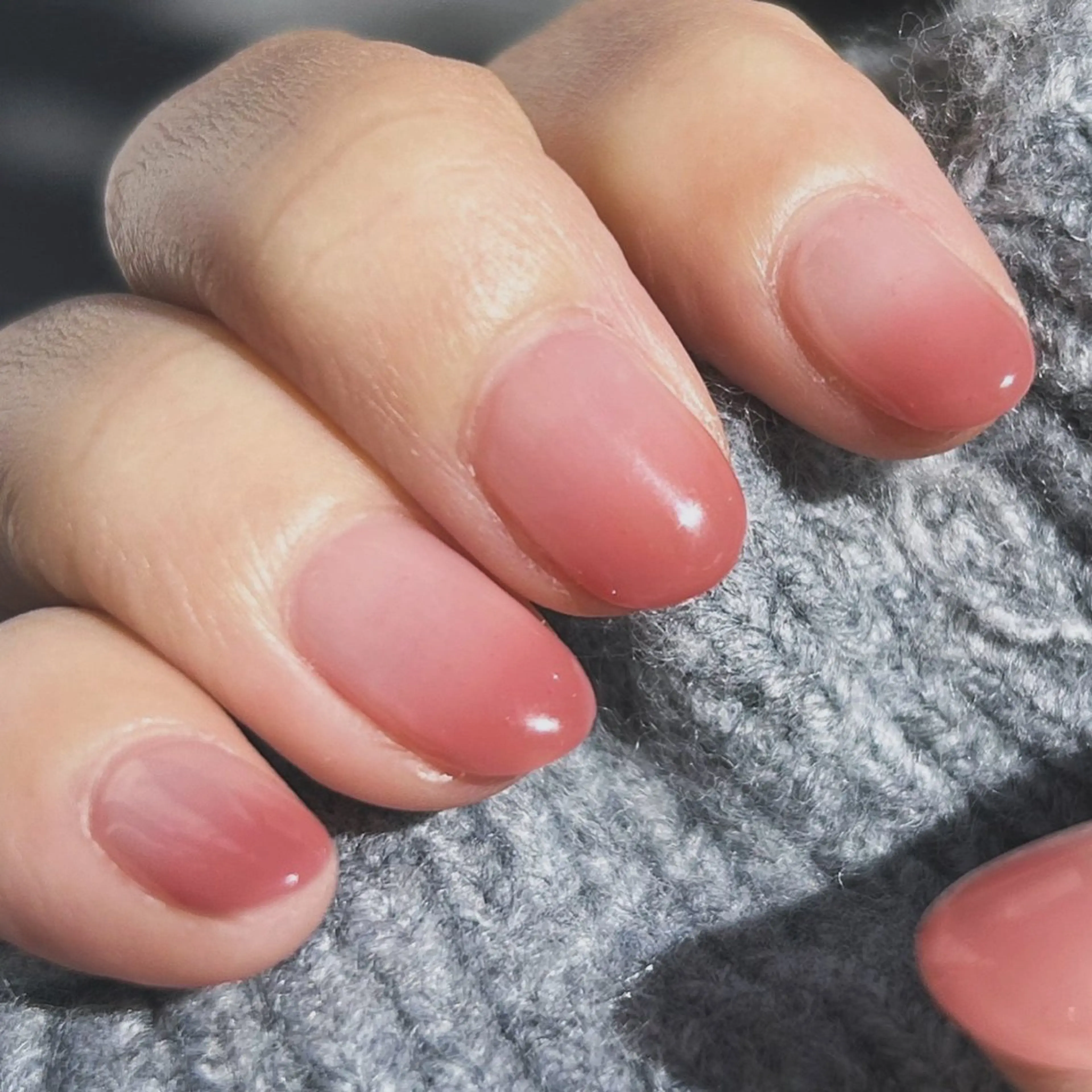 オフ込み♡ピンクグラデーションネイルの写真