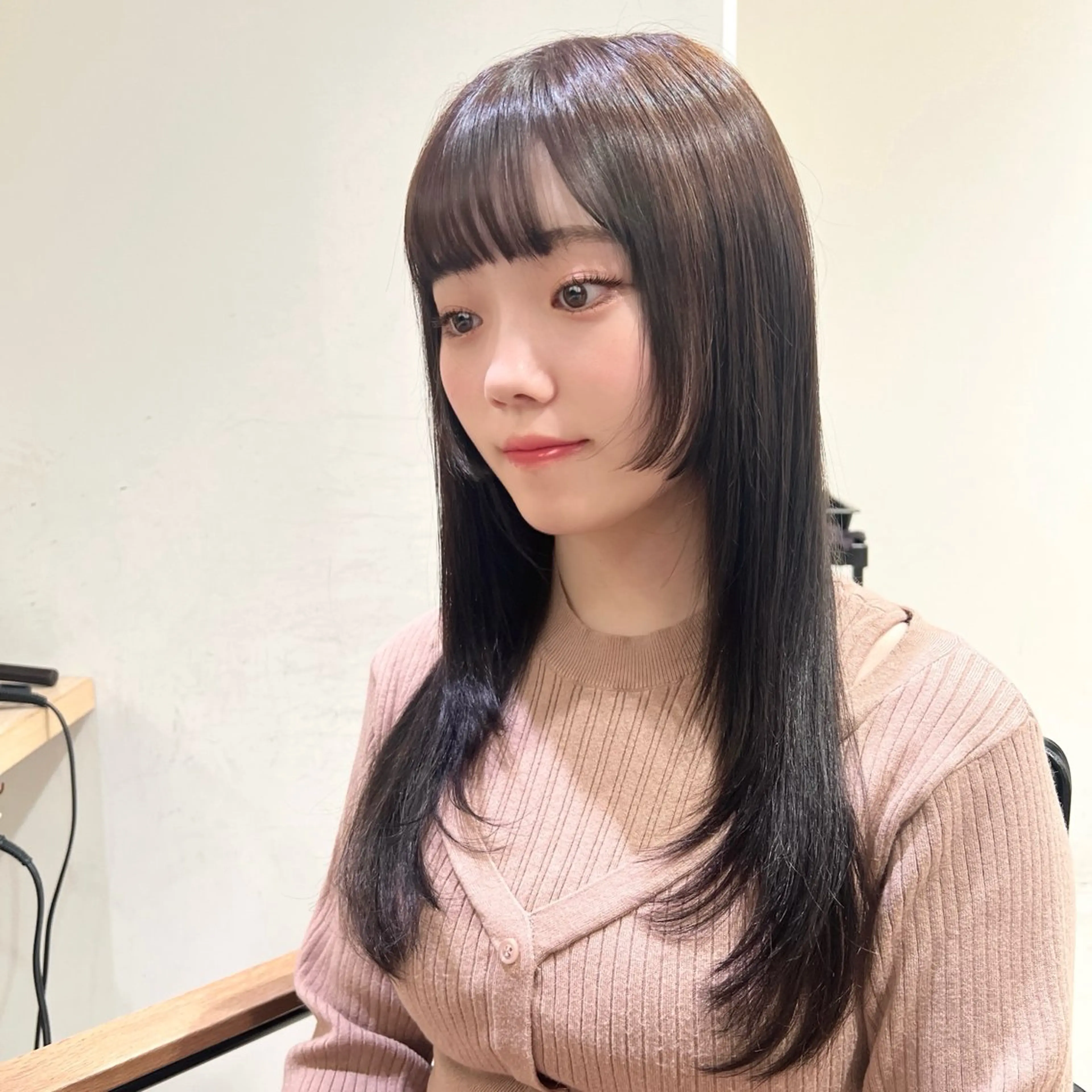 ロング カラー 透明感カラー グレージュ オリーブグレージュ オリーブグレー レイヤーカット IVY所属・髪質改善/韓国ヘア 顔まわり特化yutoのヘアスタイル