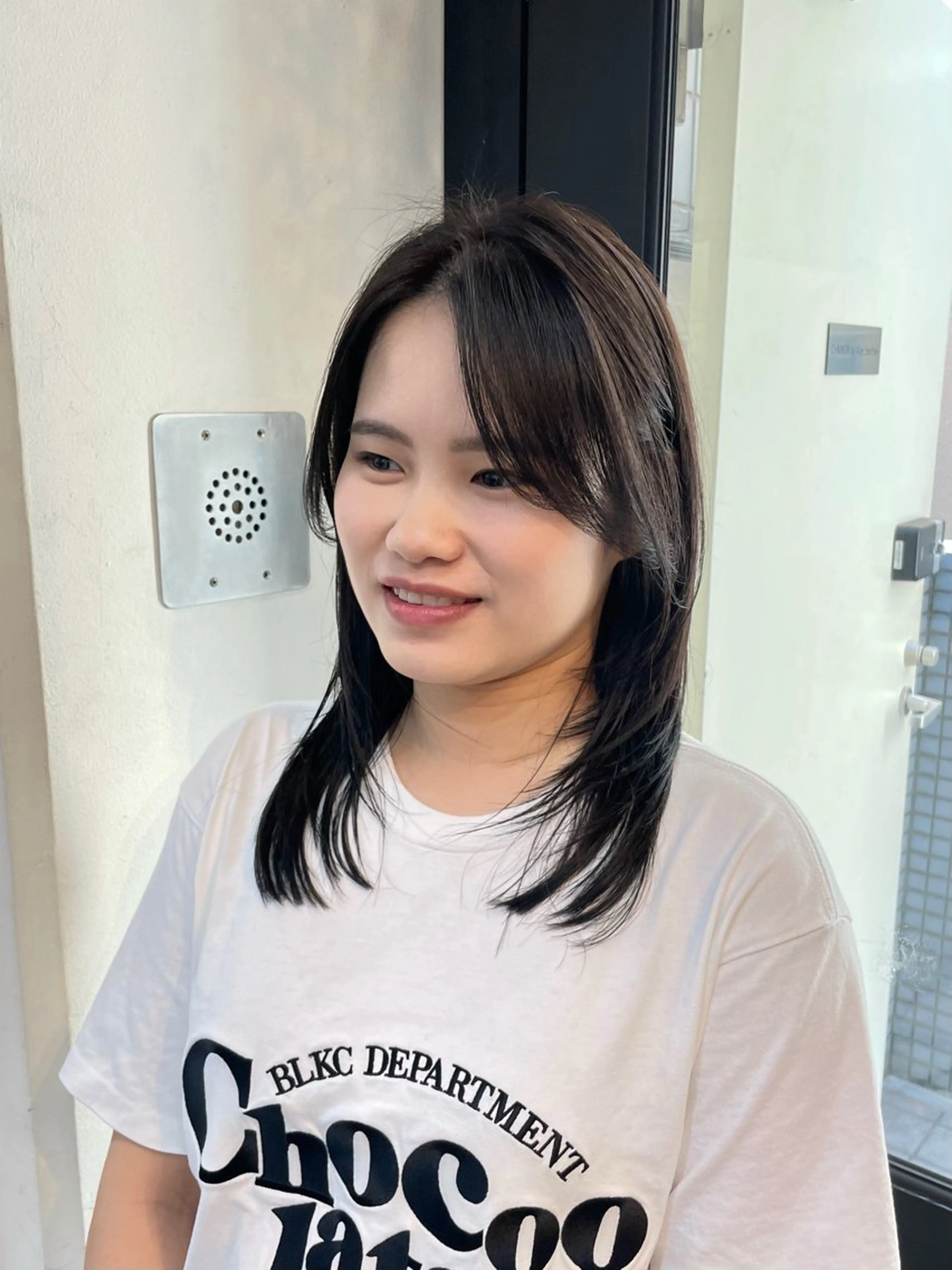 ミディアム カラー レイヤーカット カット ヘアカラー yu-kaハッシュ カット/韓国レイヤーのヘアスタイル