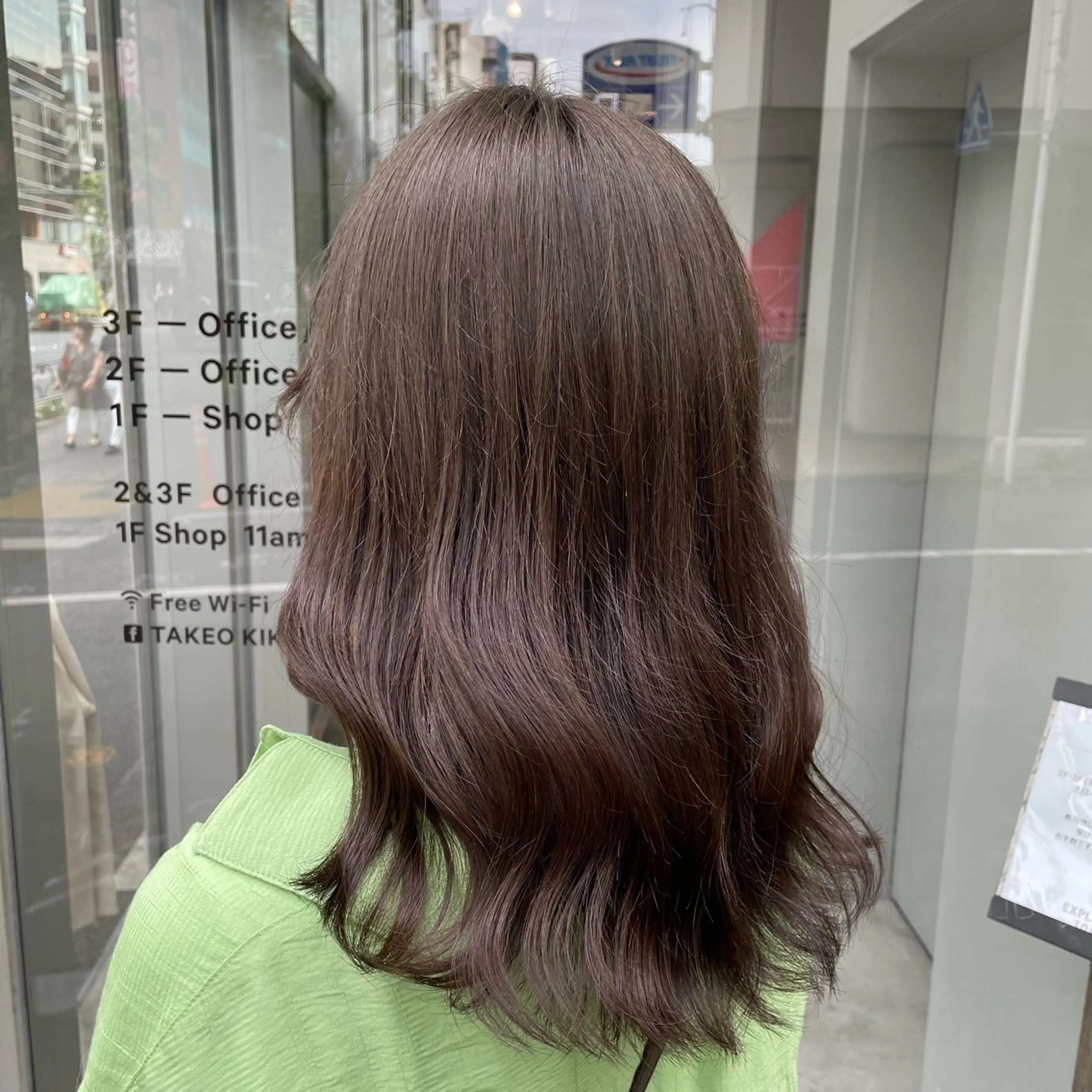 ミディアム ブラウンベージュ🤎 ブリーチなし🤎のヘアスタイル