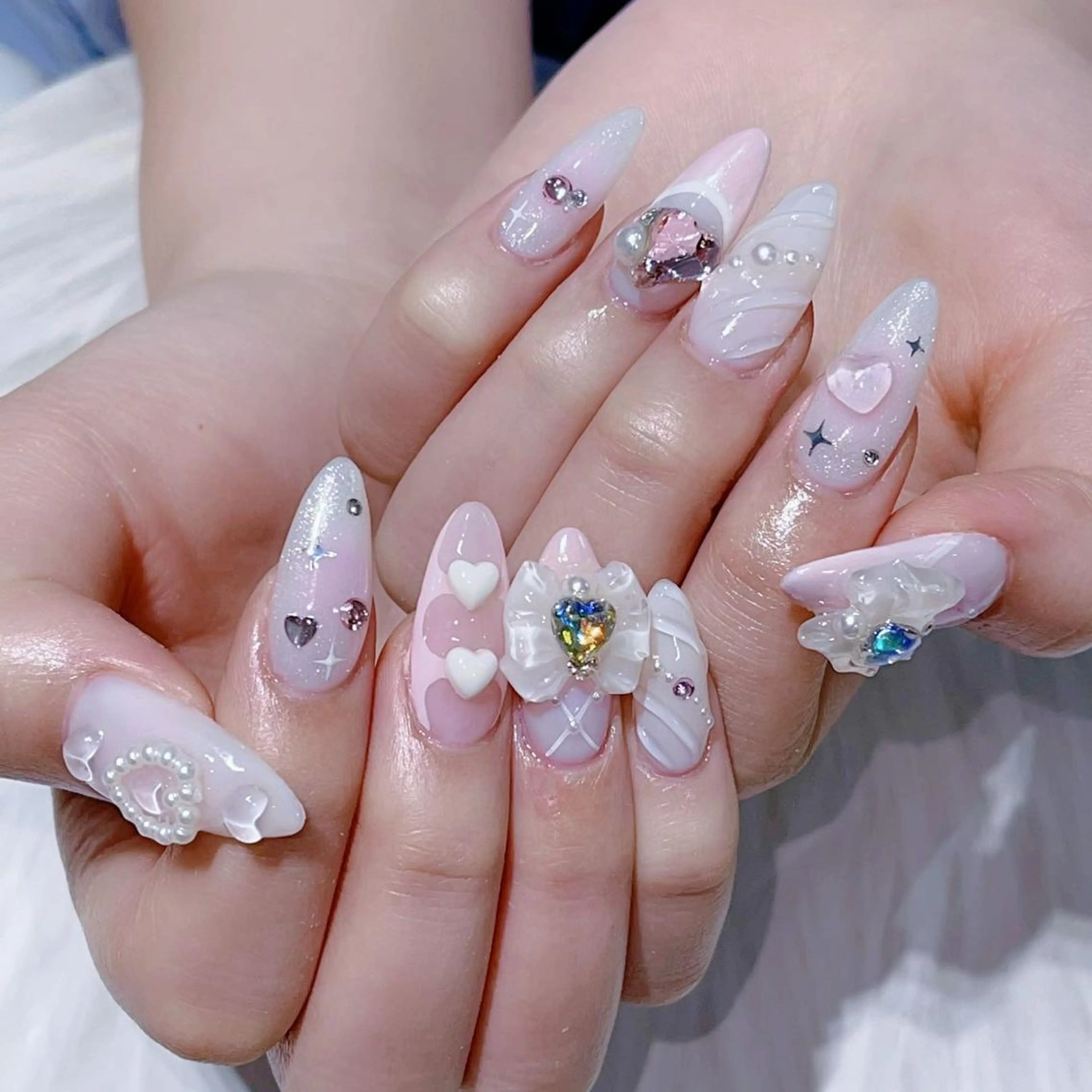 ネイル ハンドネイル Queens みなみのネイルデザイン